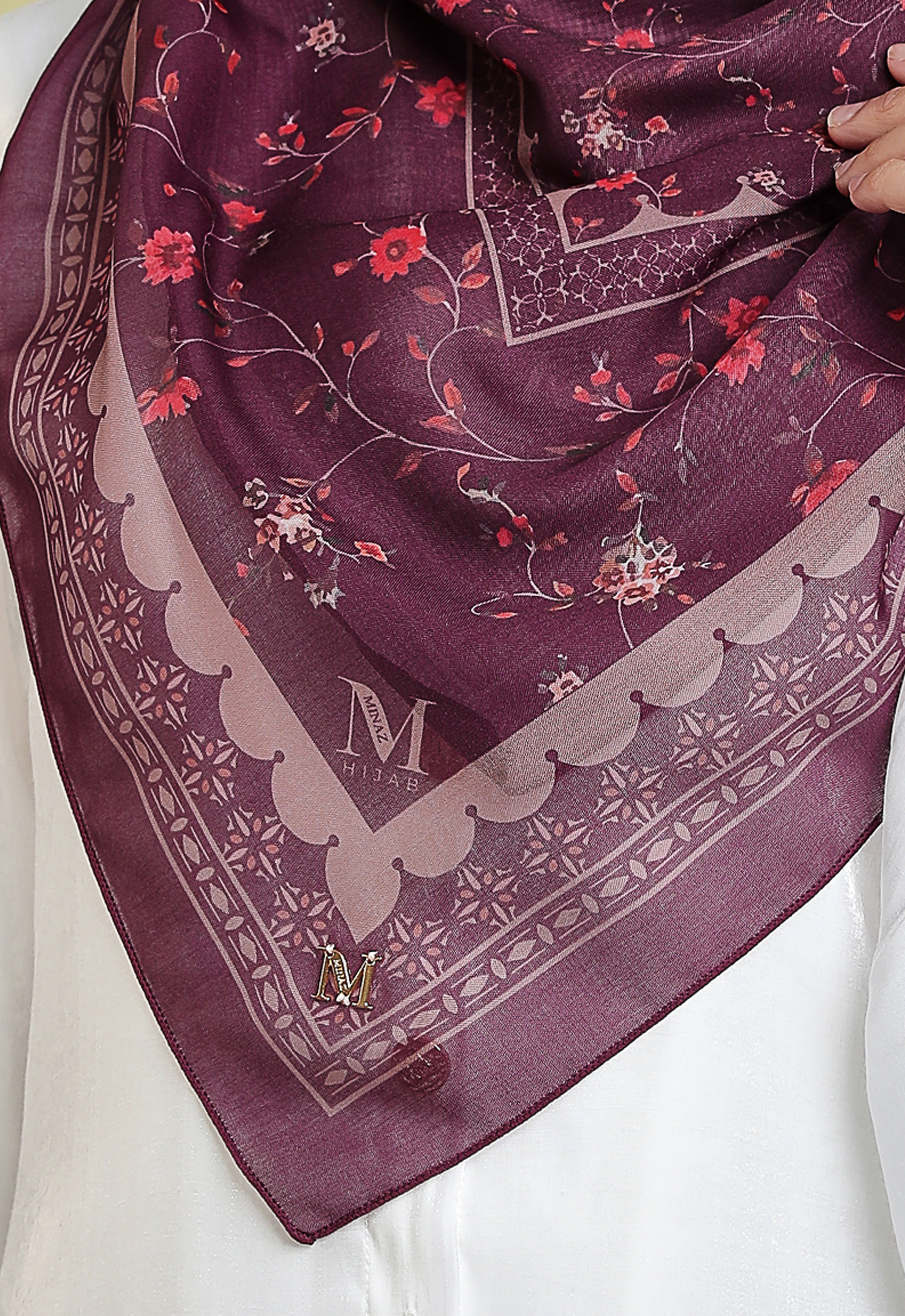 ZEHRA BAWAL - MAROON