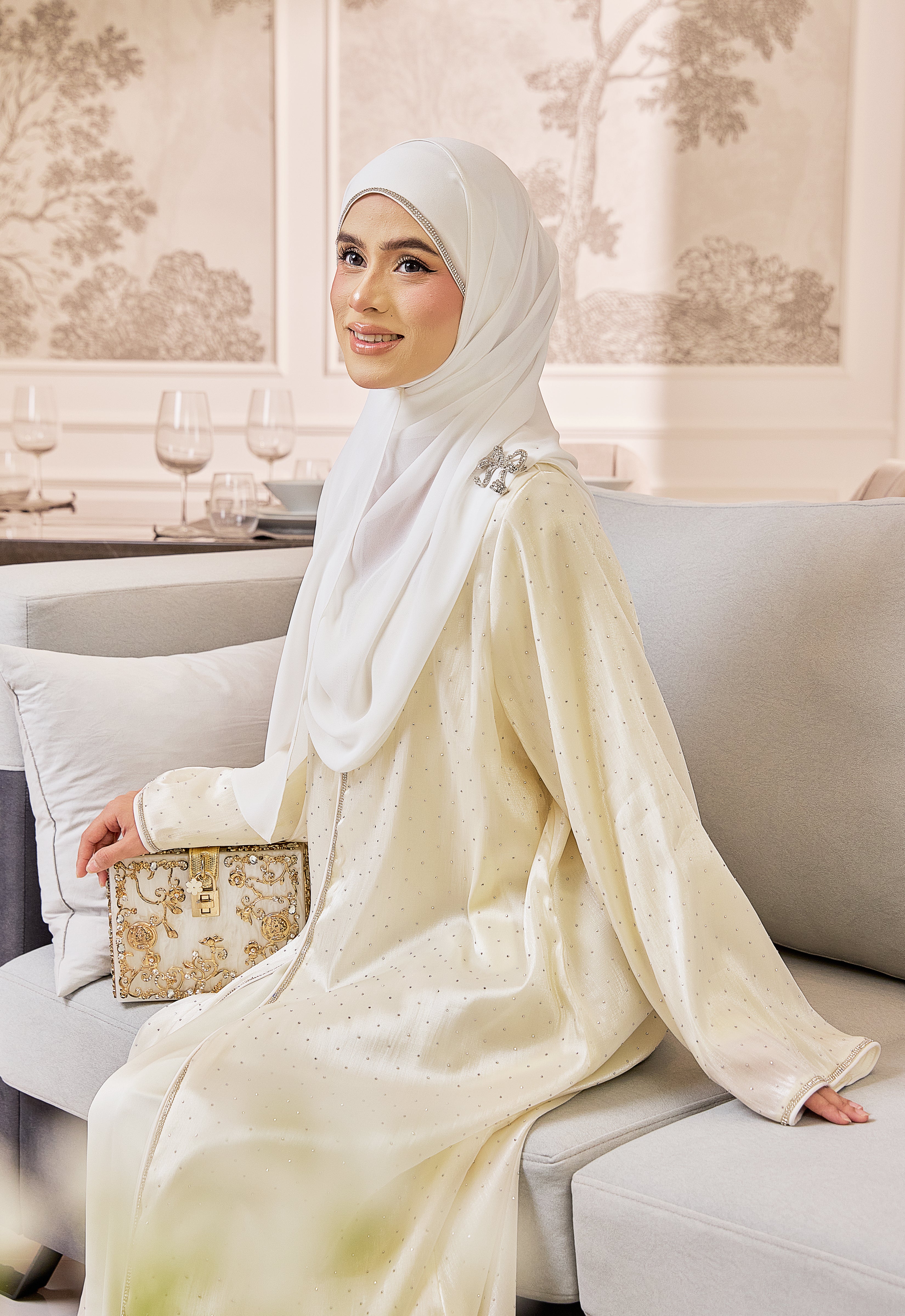 NOUR ABAYA - CREAM