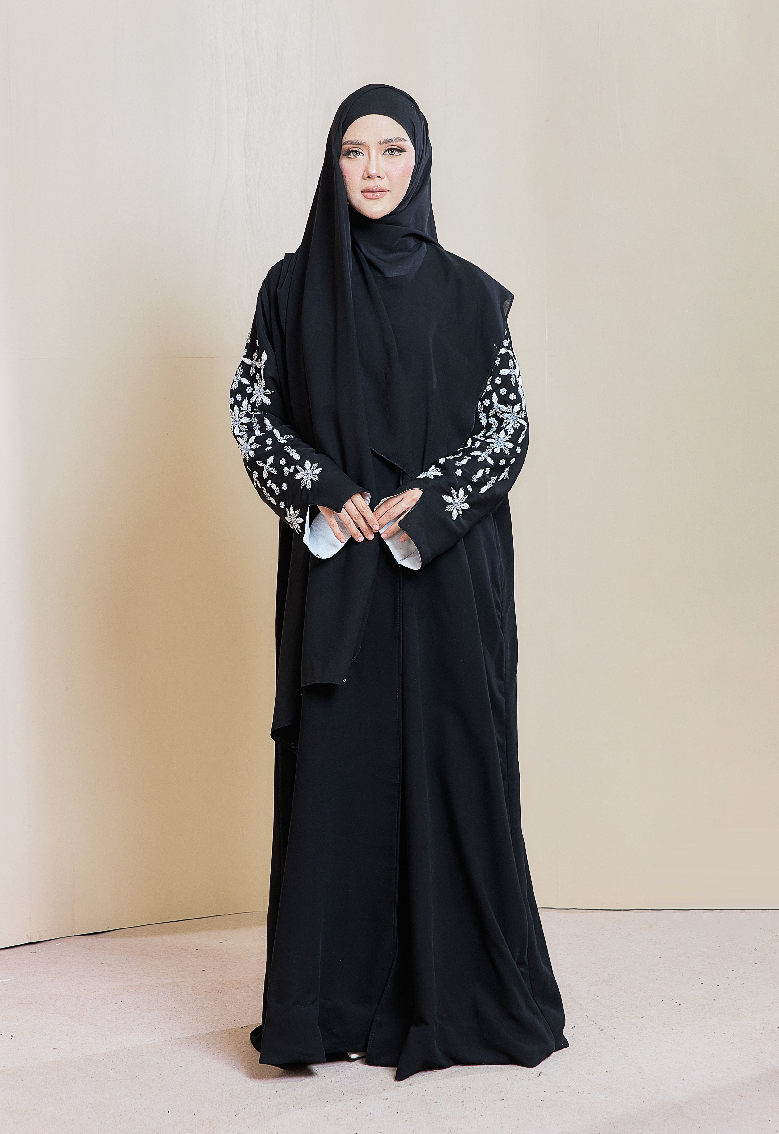 YARA ABAYA - BLACK