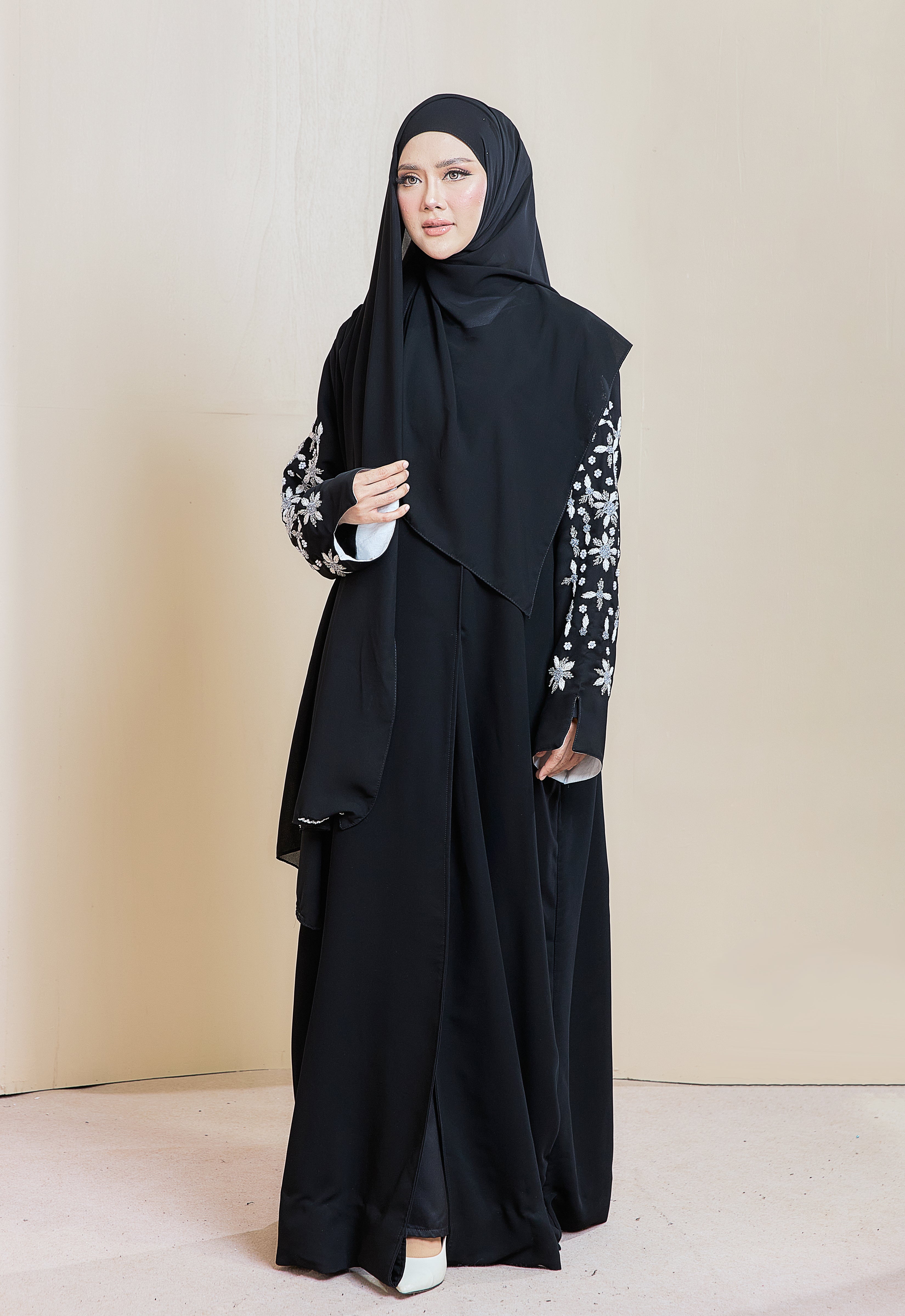 YARA ABAYA - BLACK