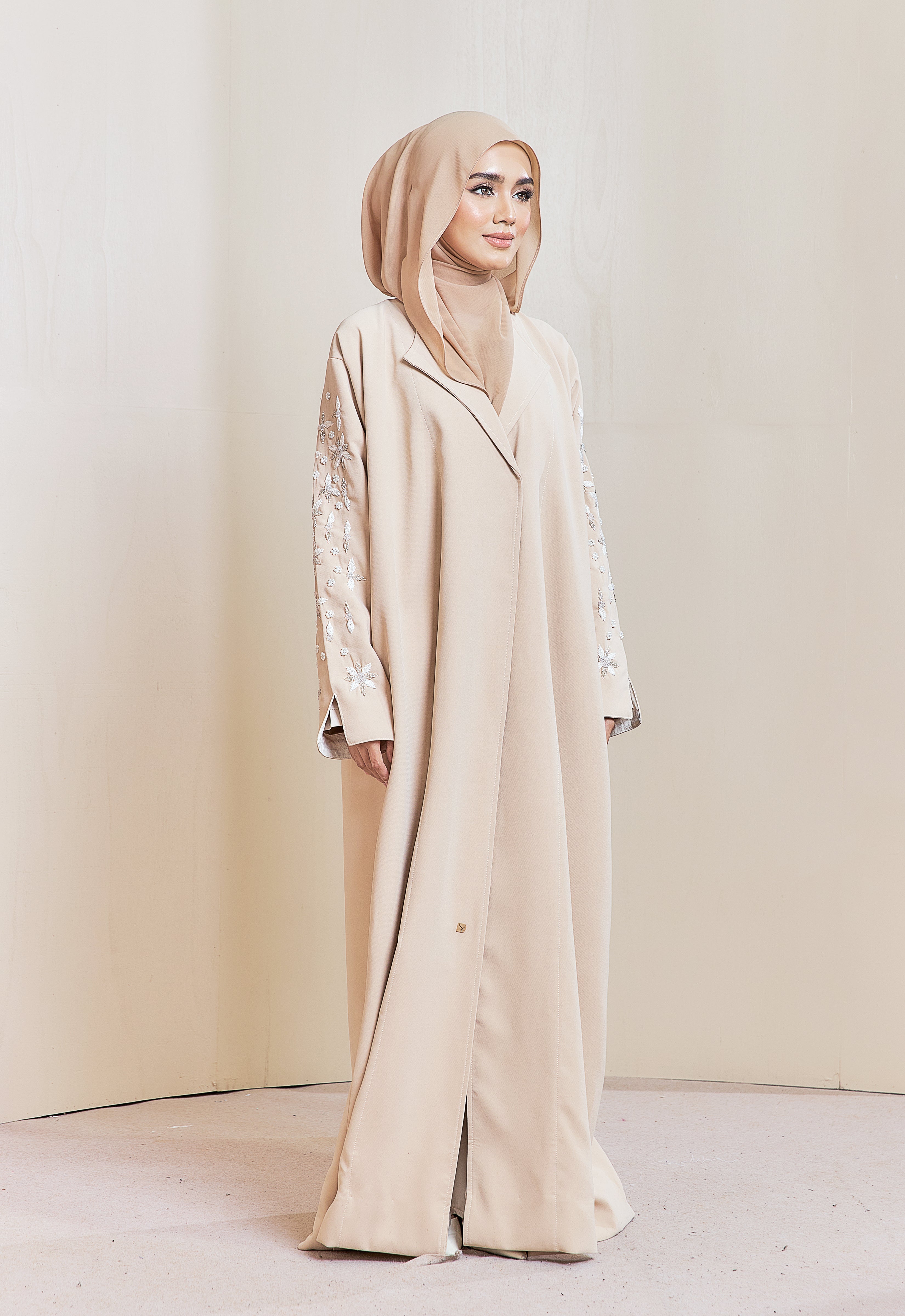 YARA ABAYA - CHAMPAGNE