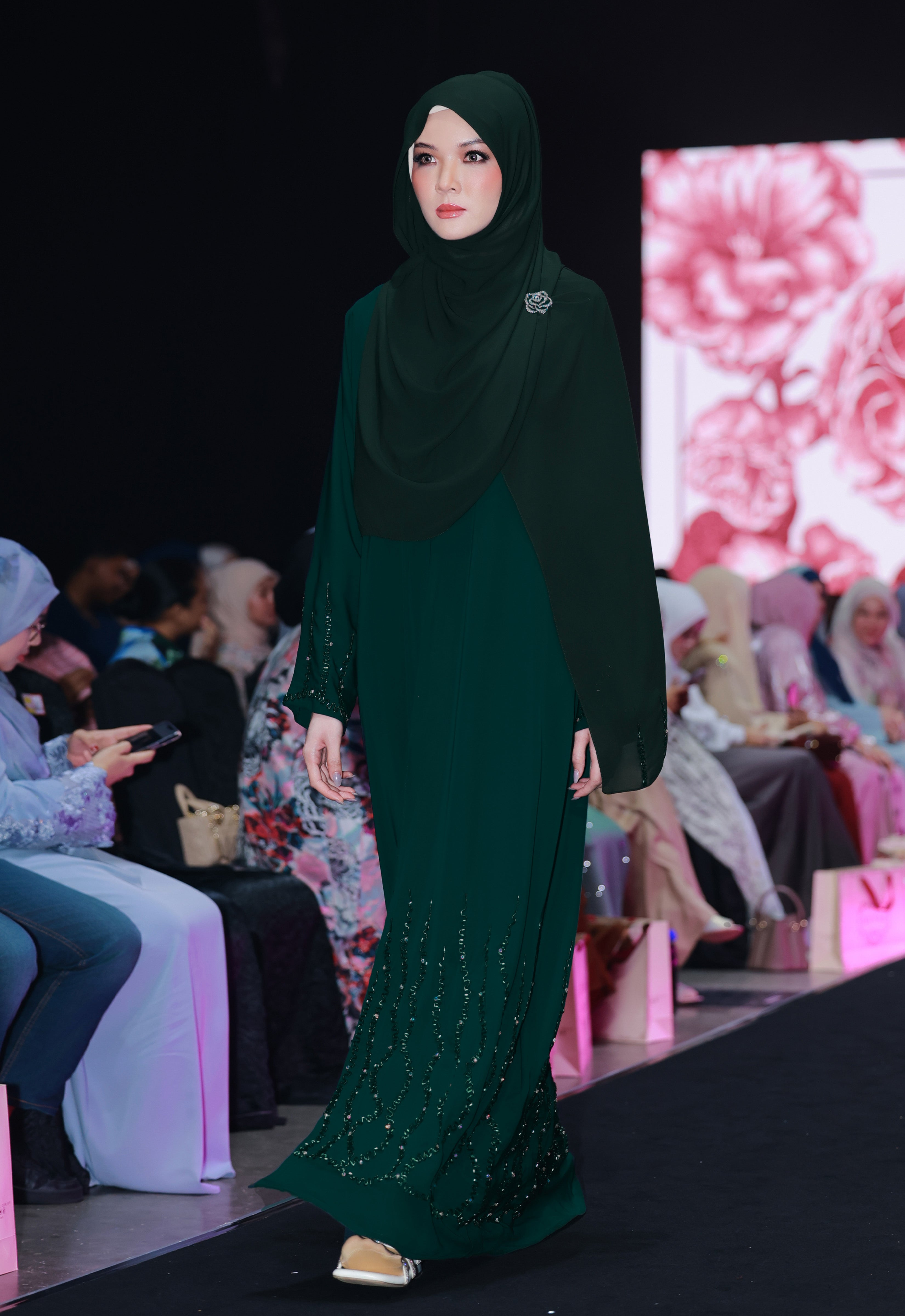 ADRA LUXE ABAYA - DARK GREEN