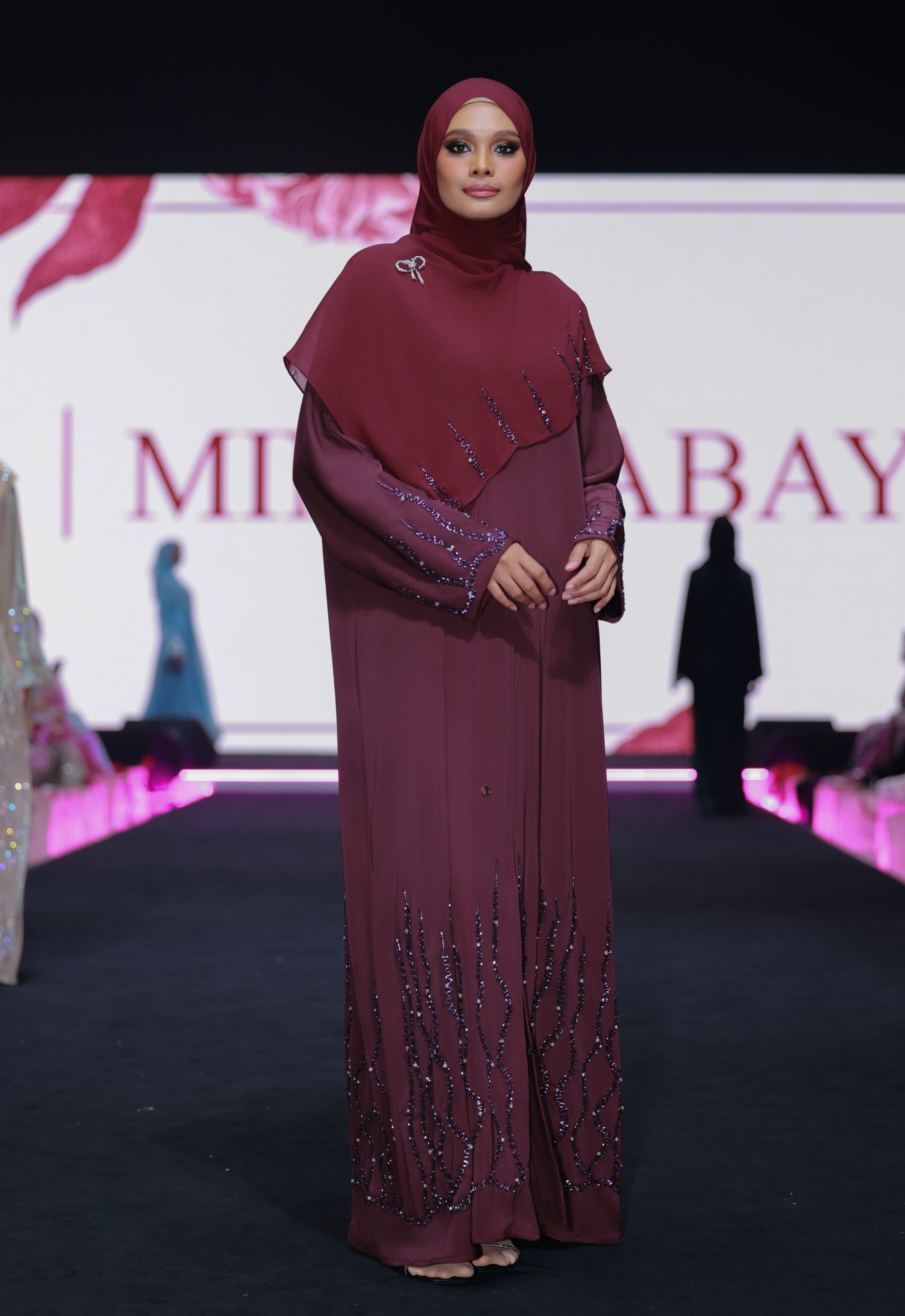 ADRA LUXE ABAYA - MAROON