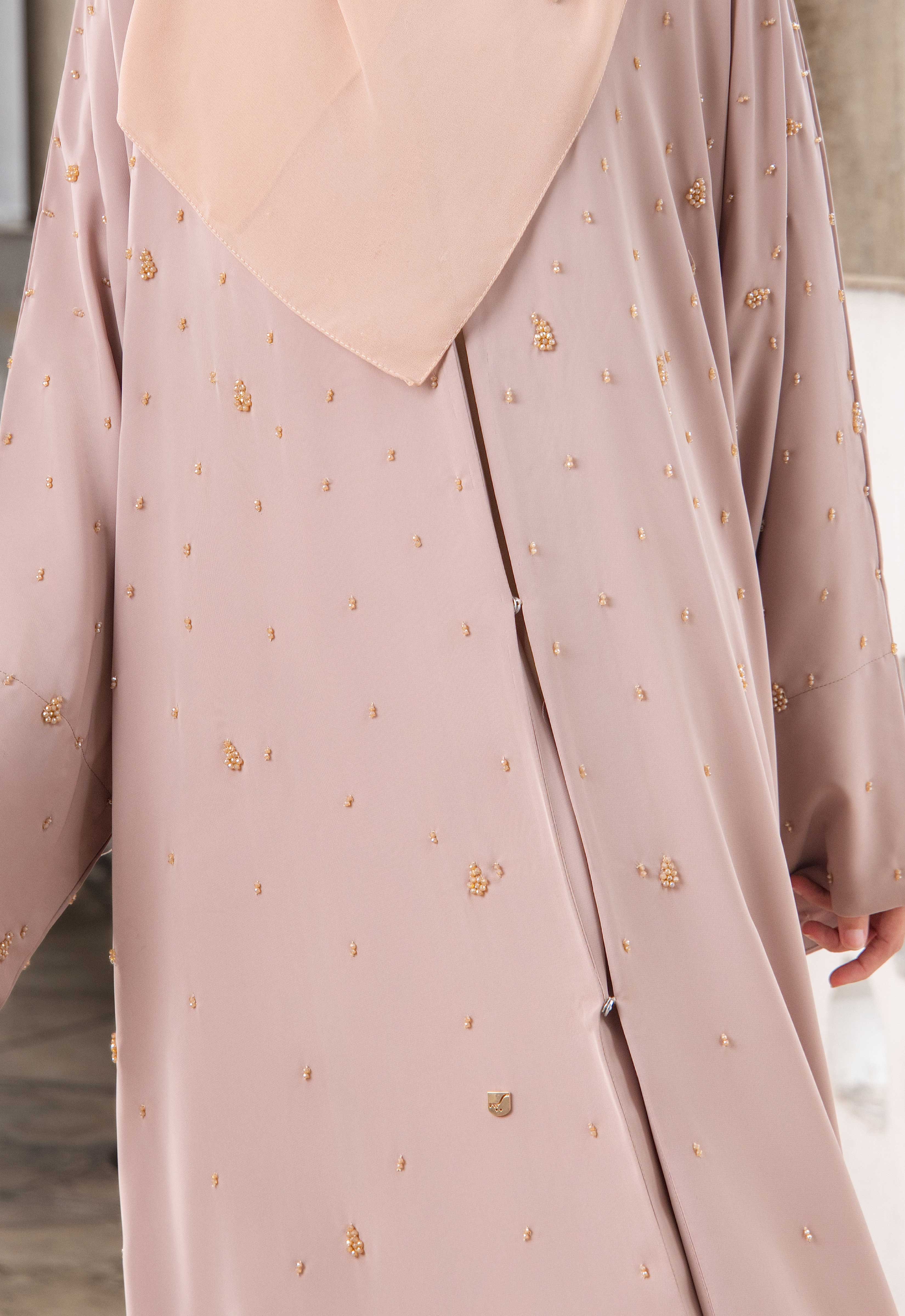 AMNA ABAYA - CHAMPAGNE