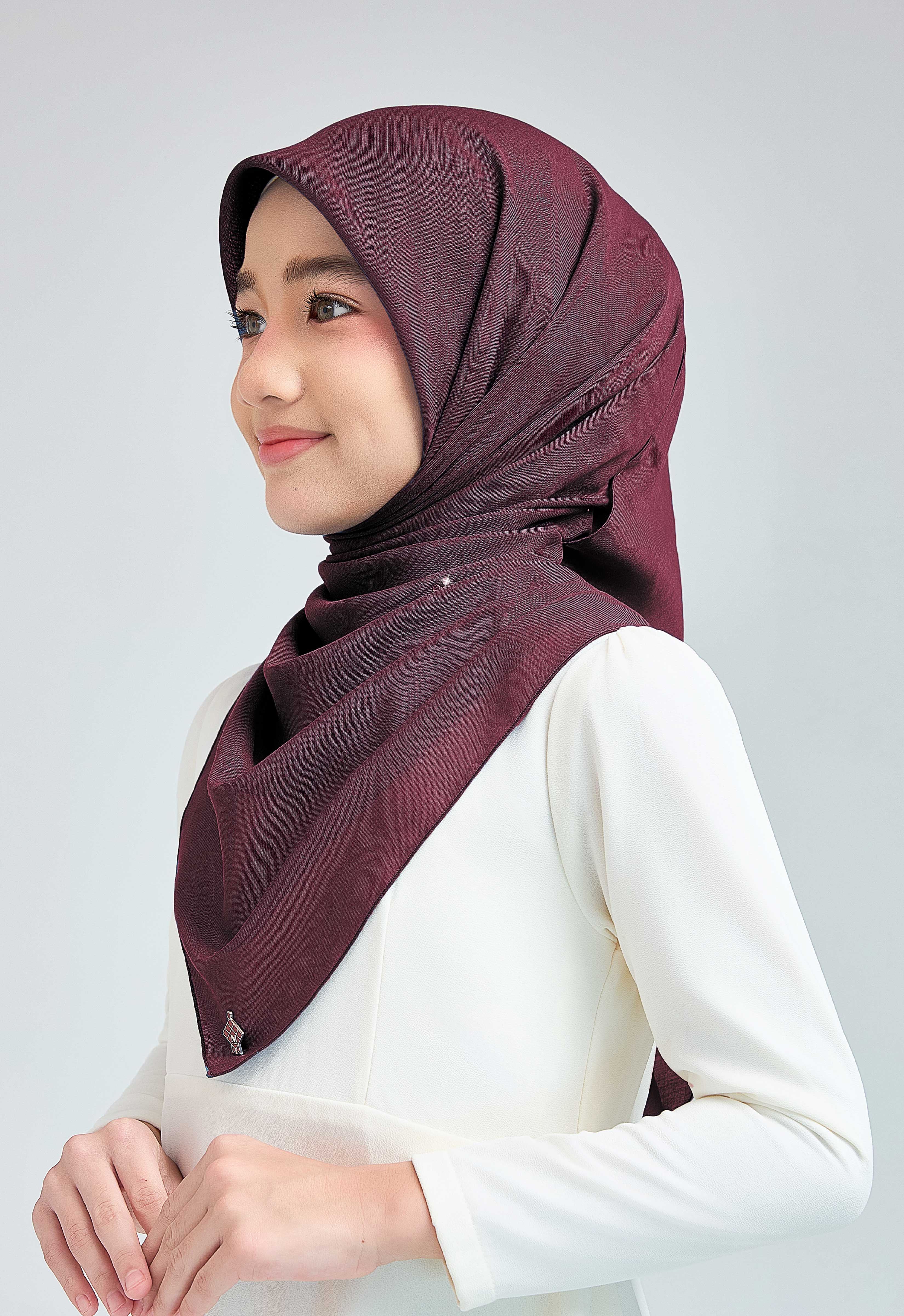 KIDS SETULUS RAYA PLAIN STONE - MAROON