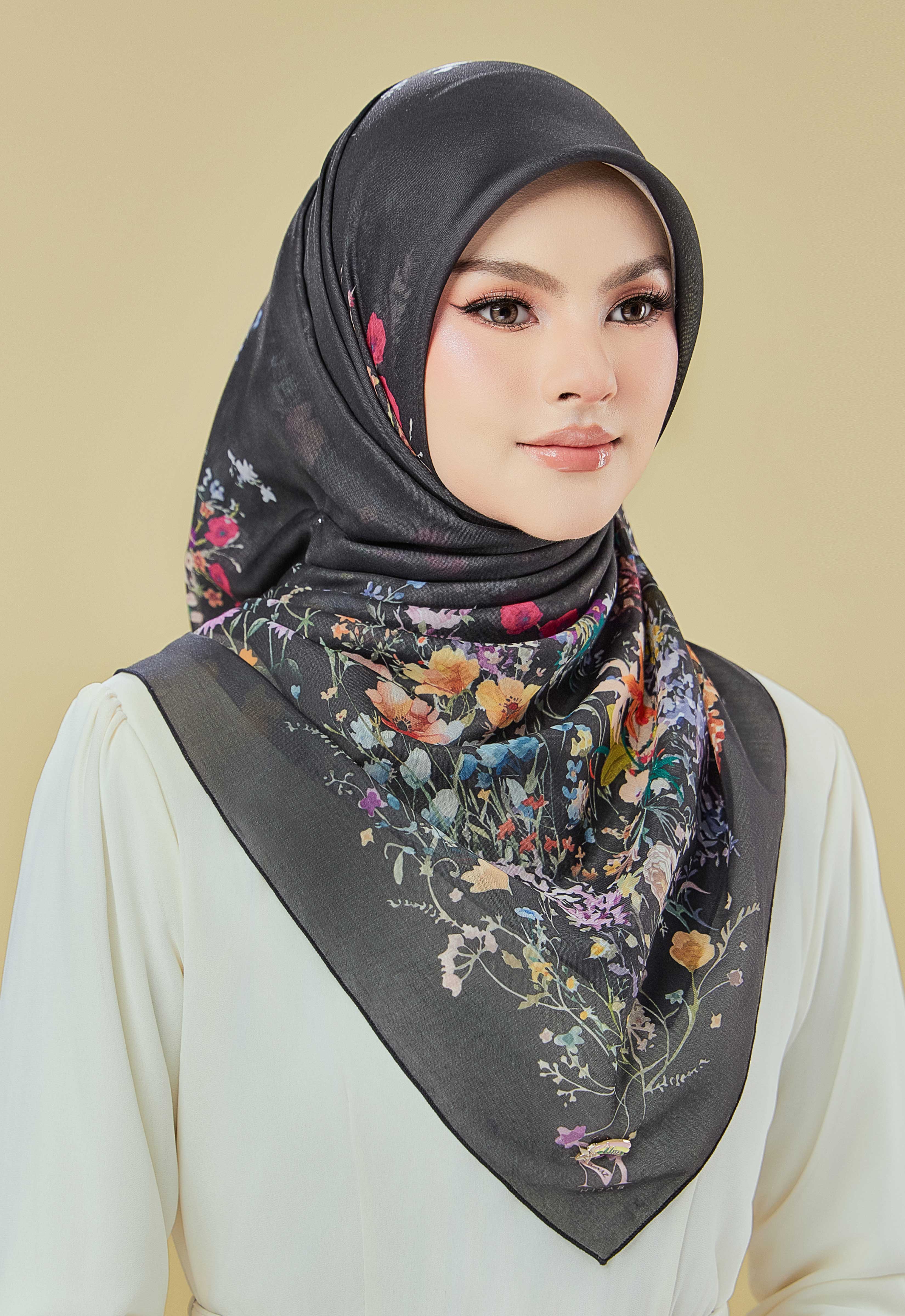 TWINKLE SERIES ASTRELLA - BLACK