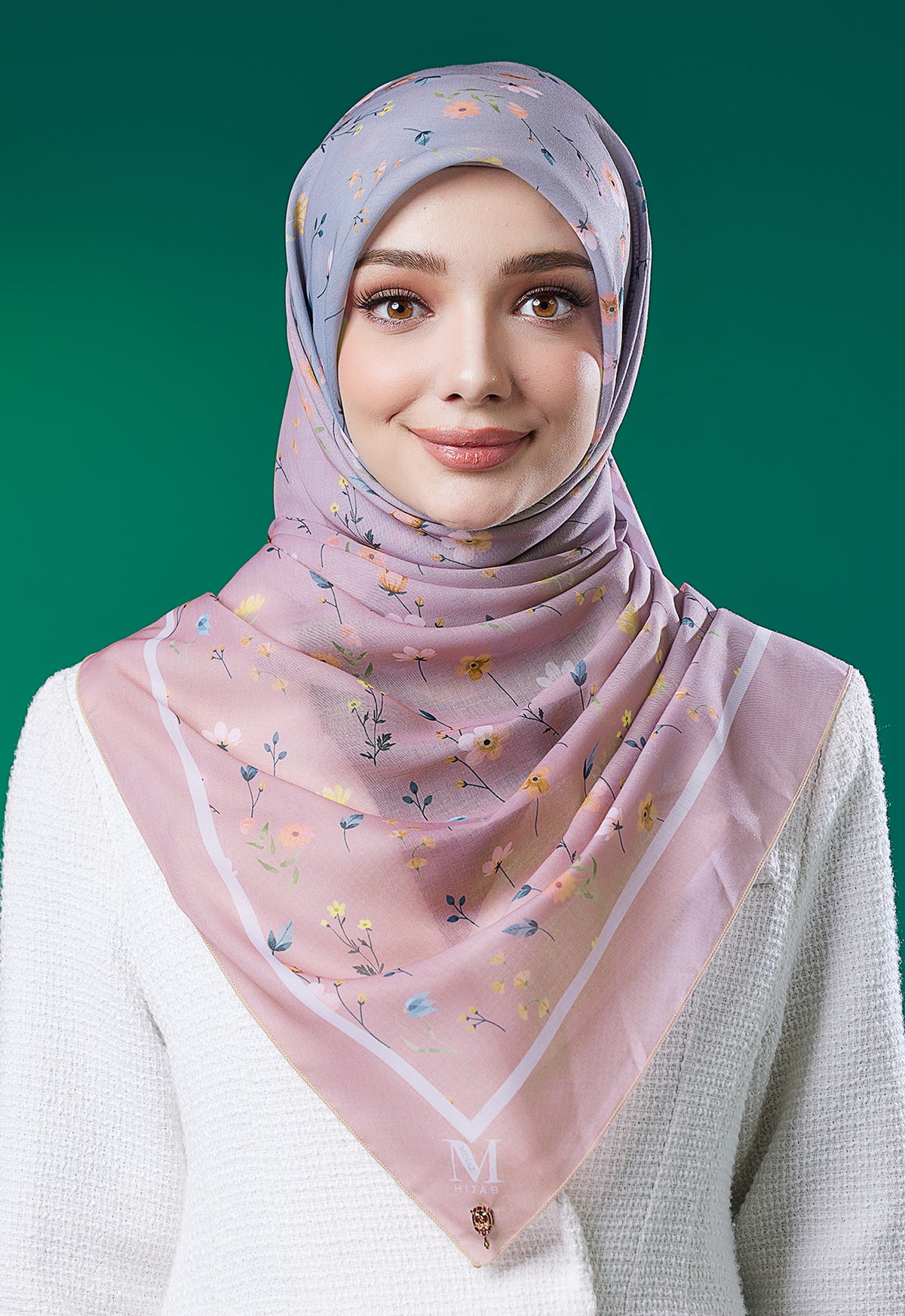 MINAZ HIJAB - SUPERWOMAN SERIES