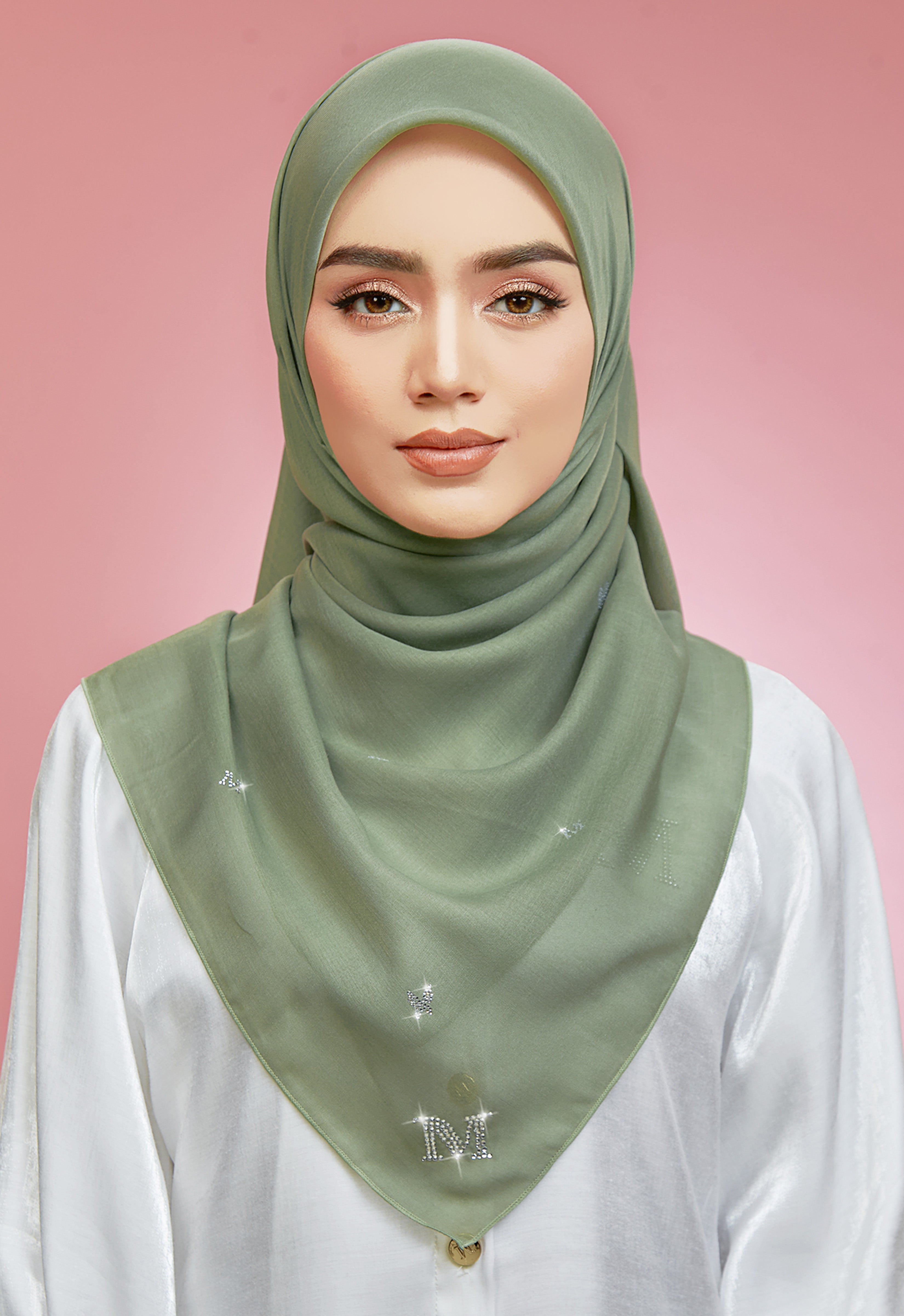 PLAIN BUTTERFLY STONE BAWAL - DUSTY GREEN