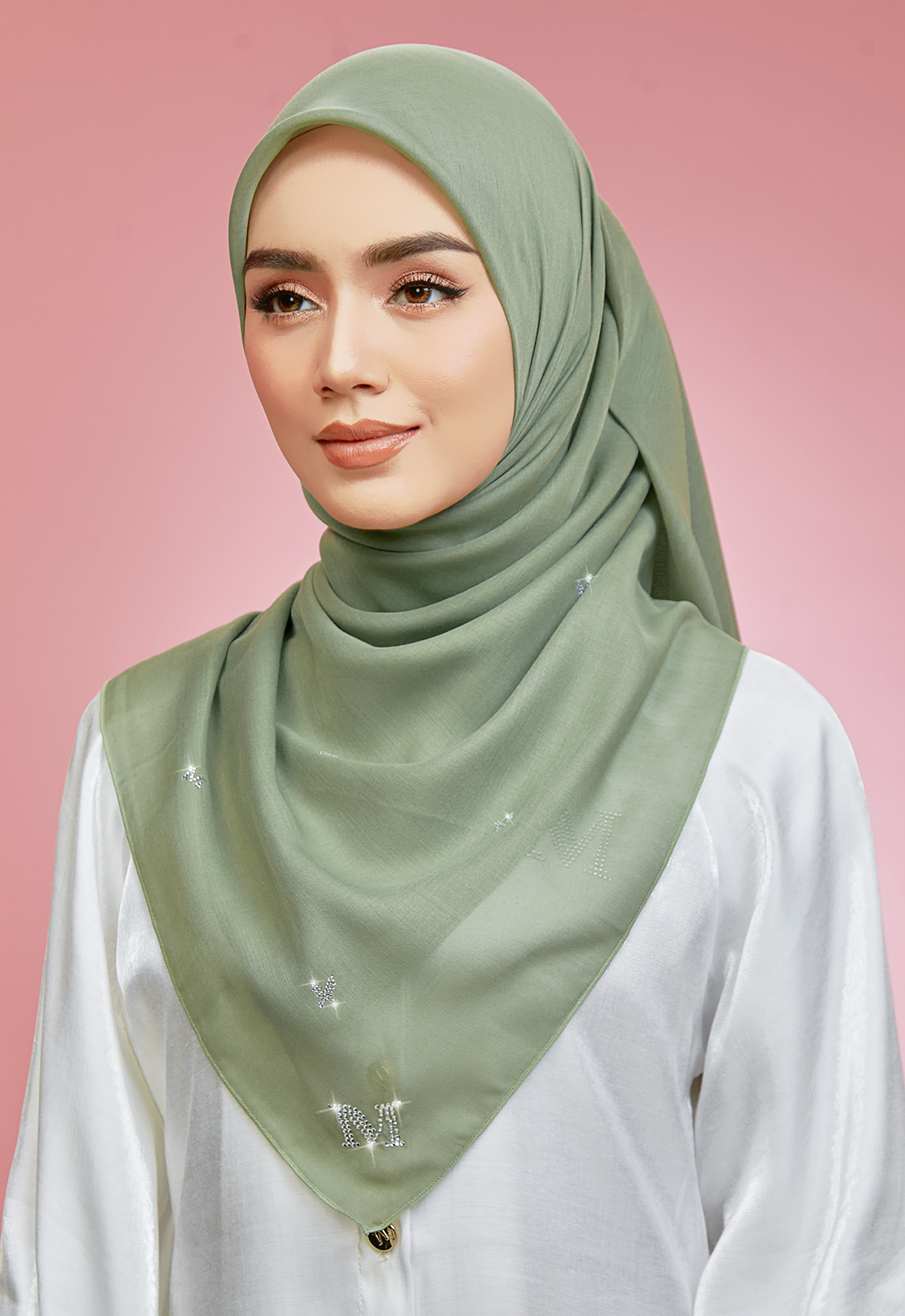 PLAIN BUTTERFLY STONE BAWAL - DUSTY GREEN