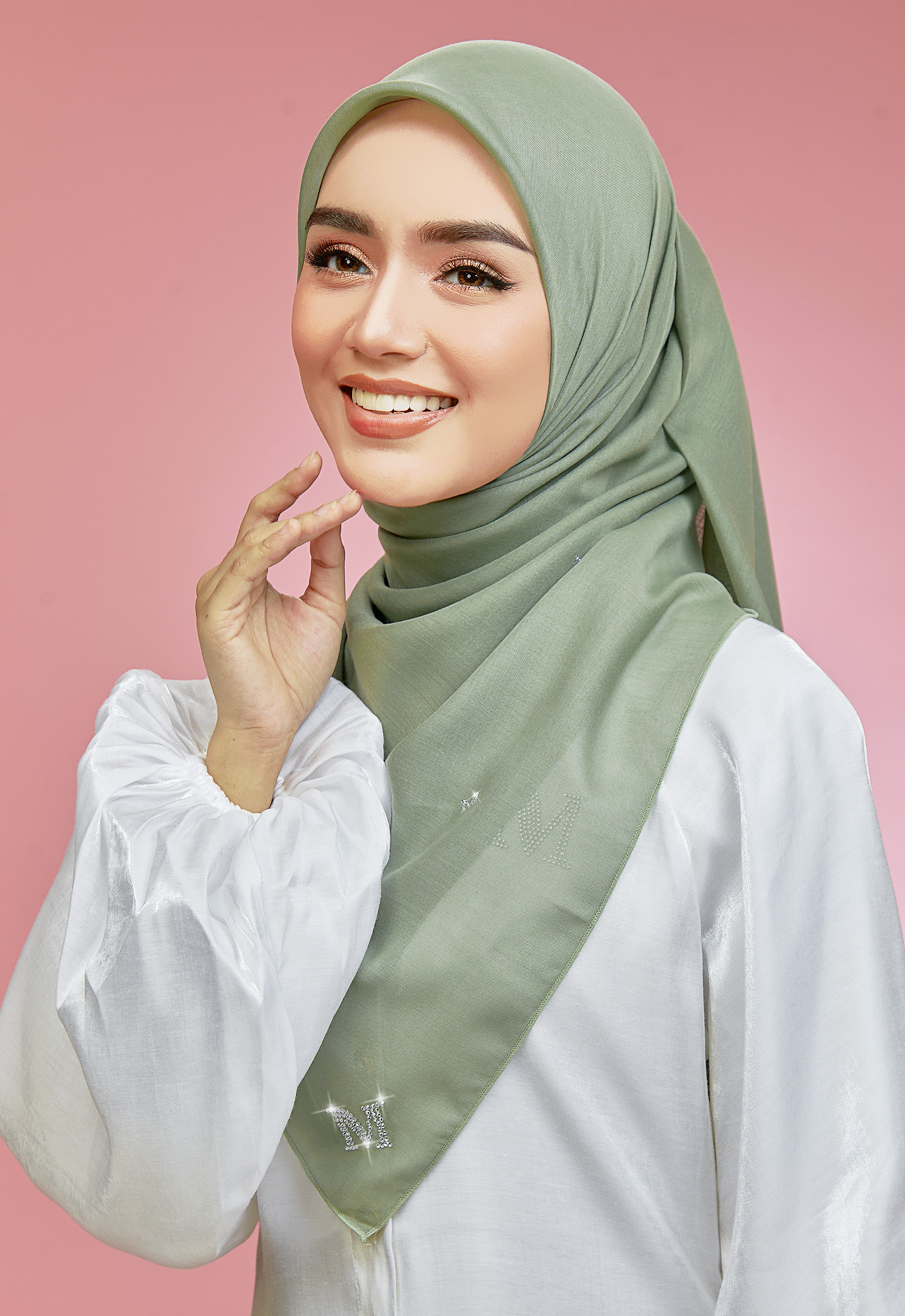 PLAIN BUTTERFLY STONE BAWAL - DUSTY GREEN