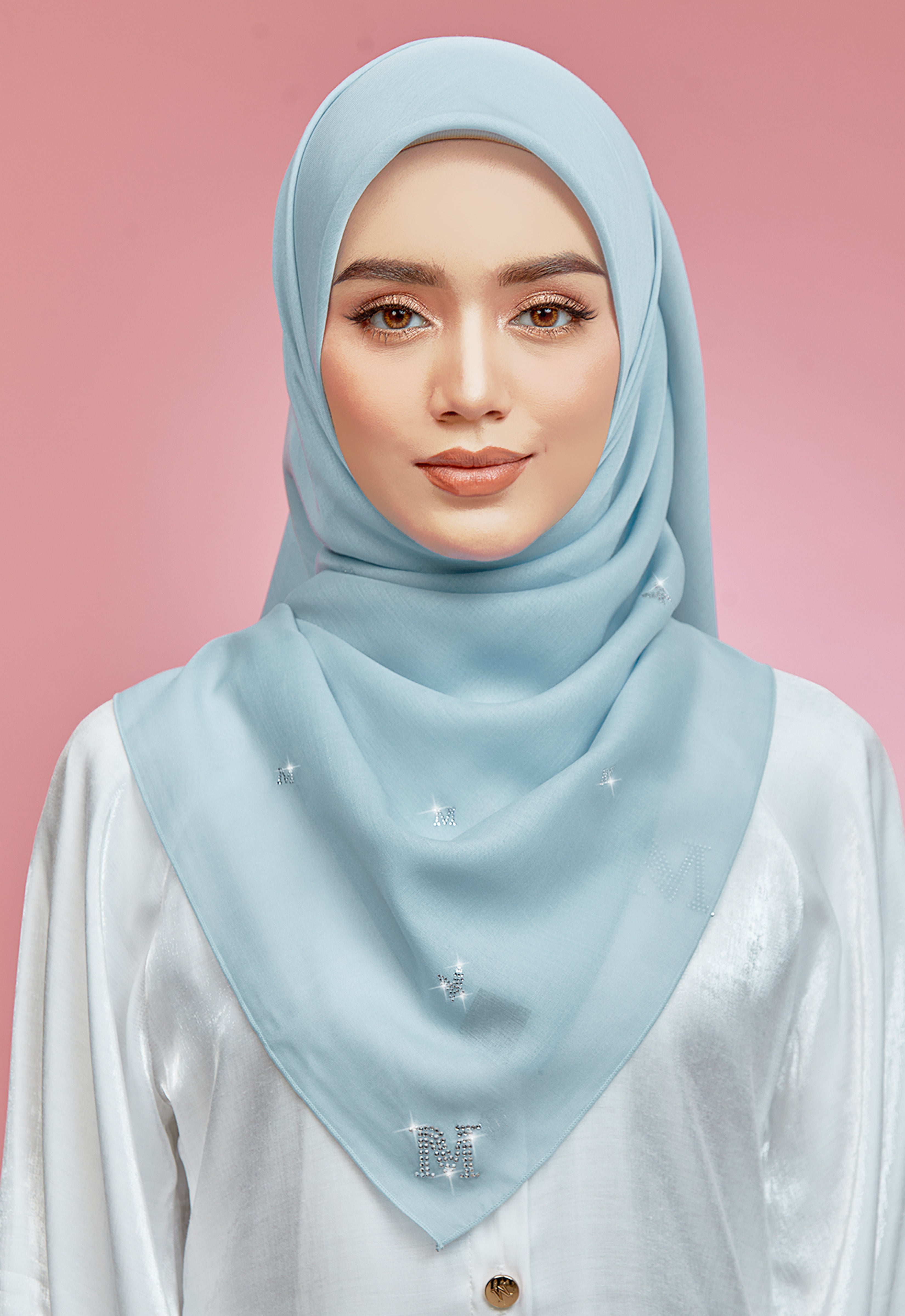 PLAIN BUTTERFLY STONE BAWAL - LIGHT BLUE