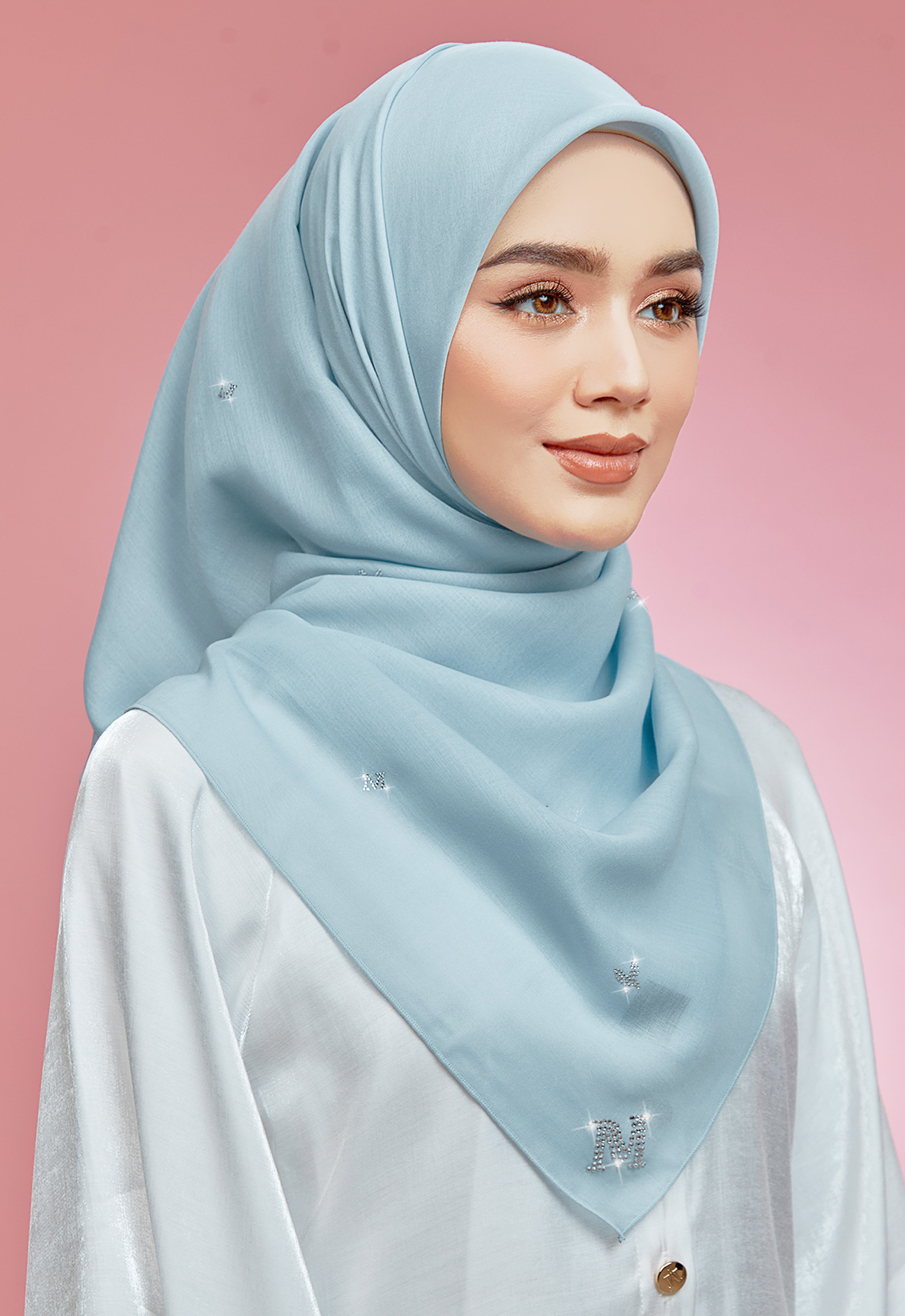 PLAIN BUTTERFLY STONE BAWAL - LIGHT BLUE