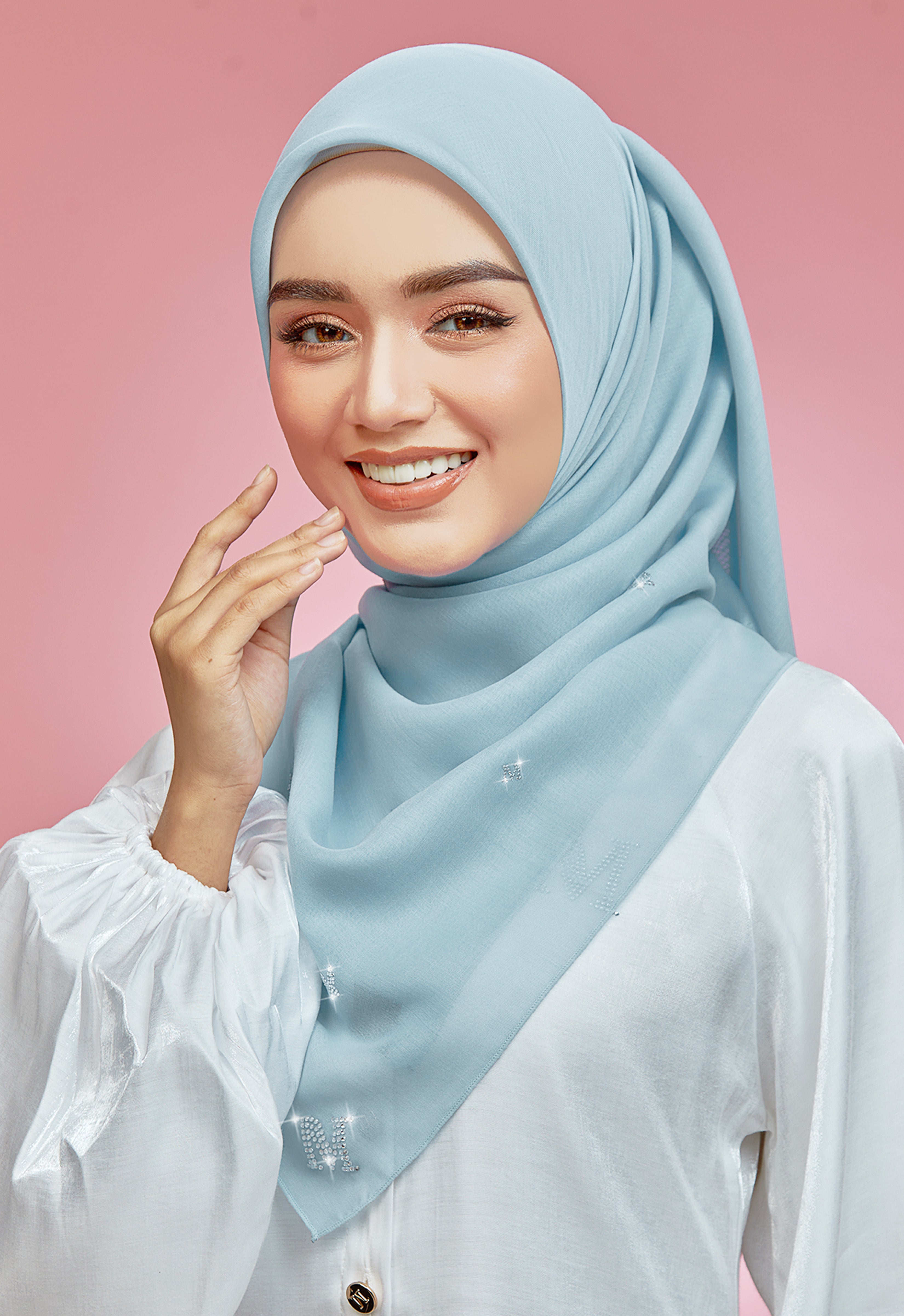 PLAIN BUTTERFLY STONE BAWAL - LIGHT BLUE