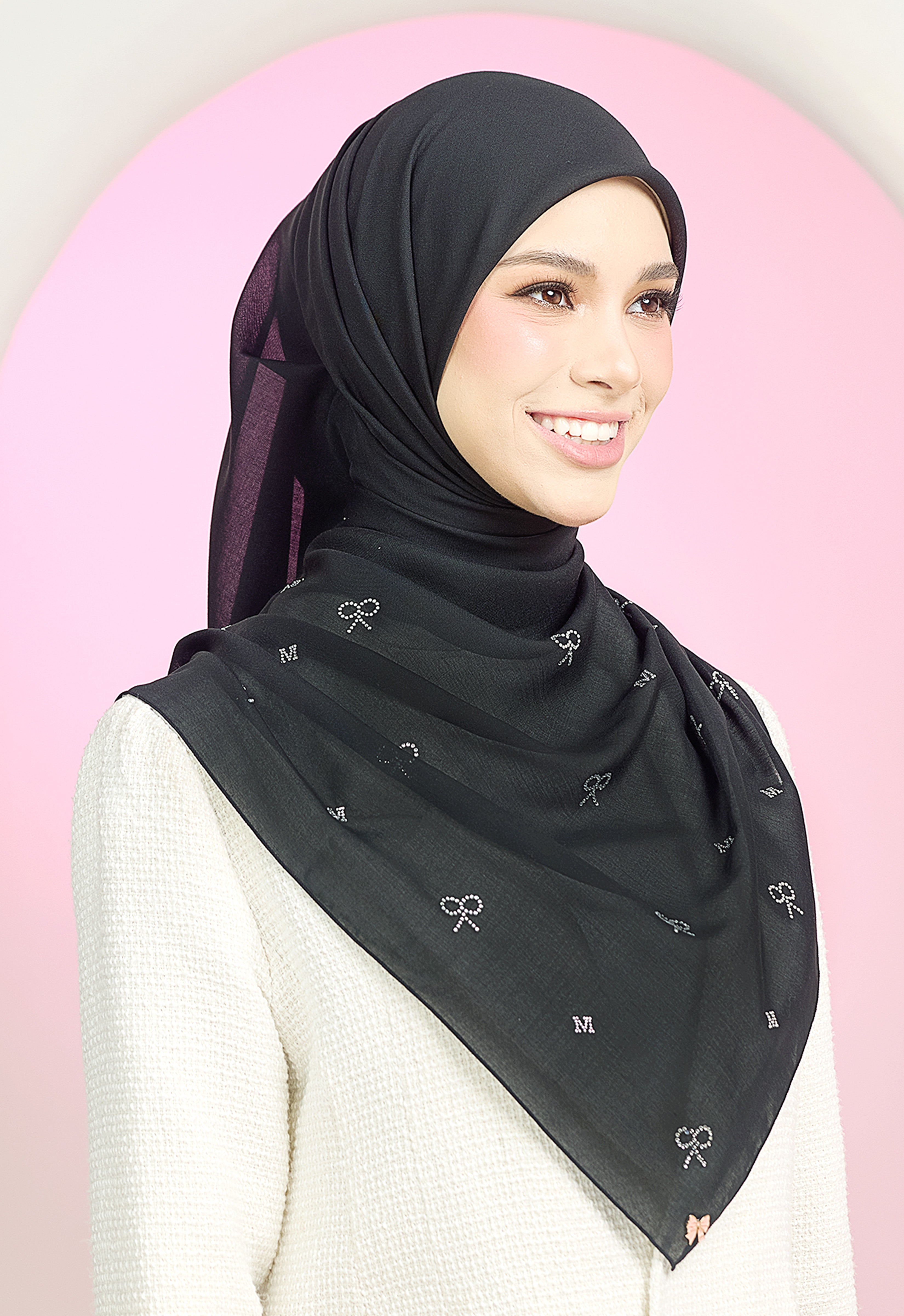 RIBBONY PLAIN STONE - BLACK