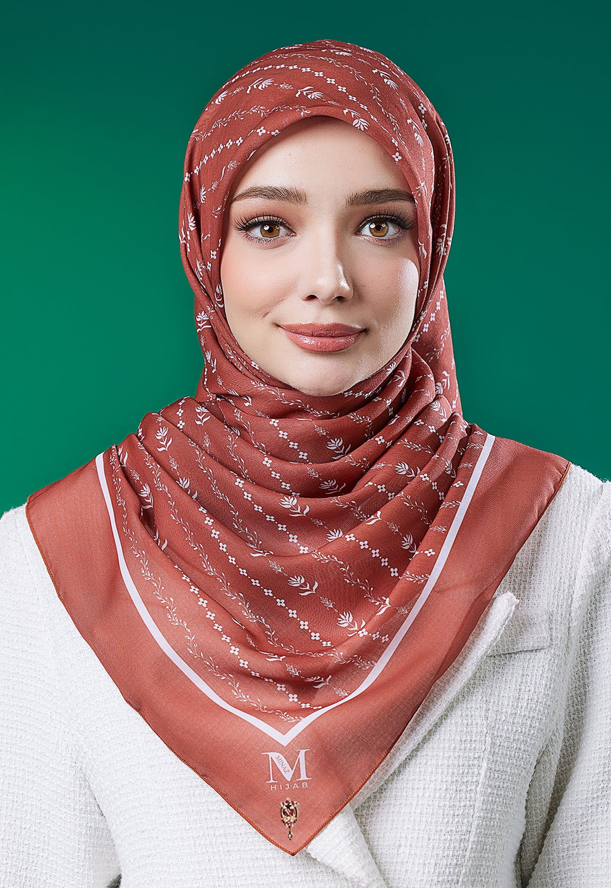 MINAZ HIJAB - SUPERWOMAN SERIES