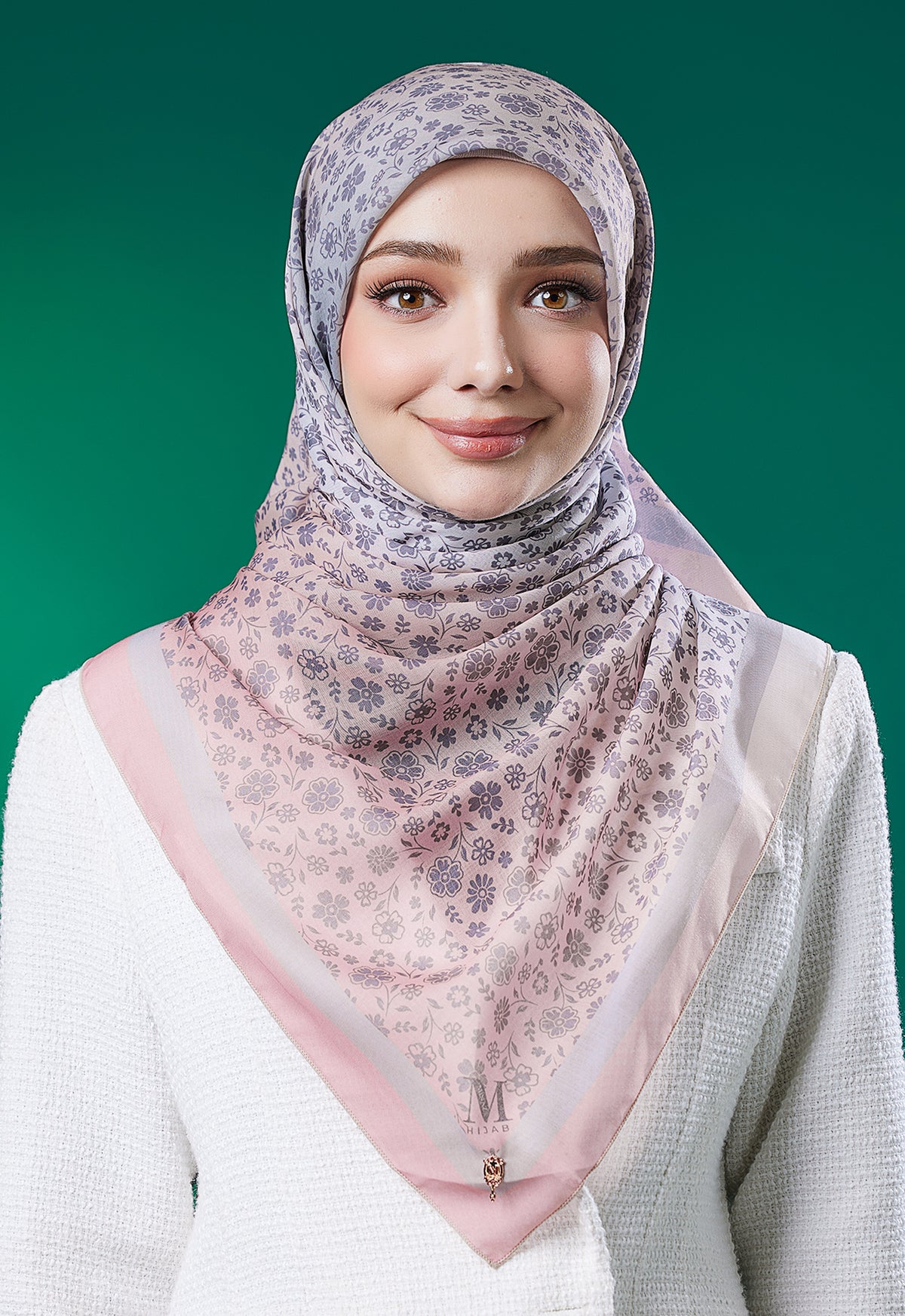 MINAZ HIJAB - SUPERWOMAN SERIES
