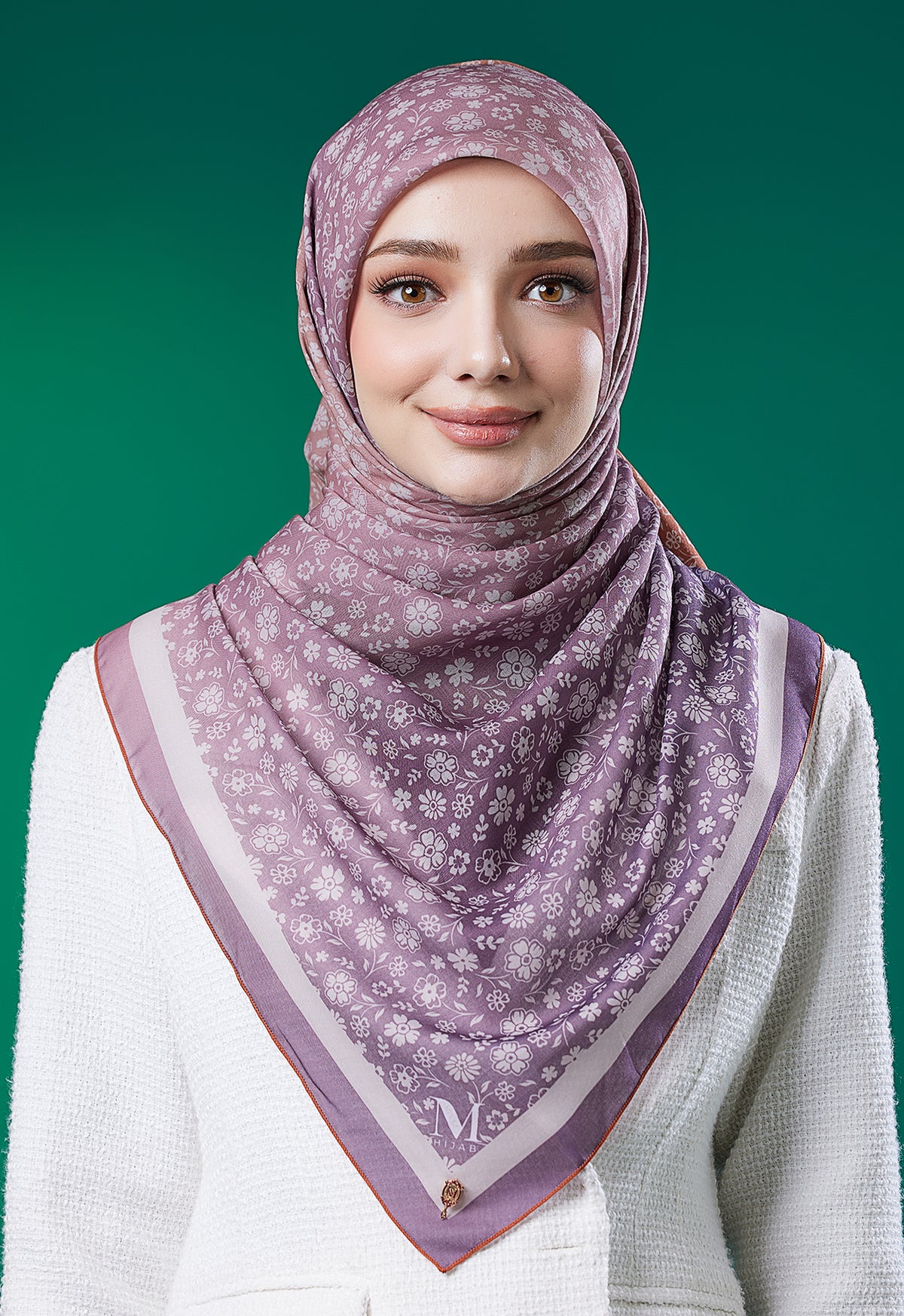 MINAZ HIJAB - SUPERWOMAN SERIES