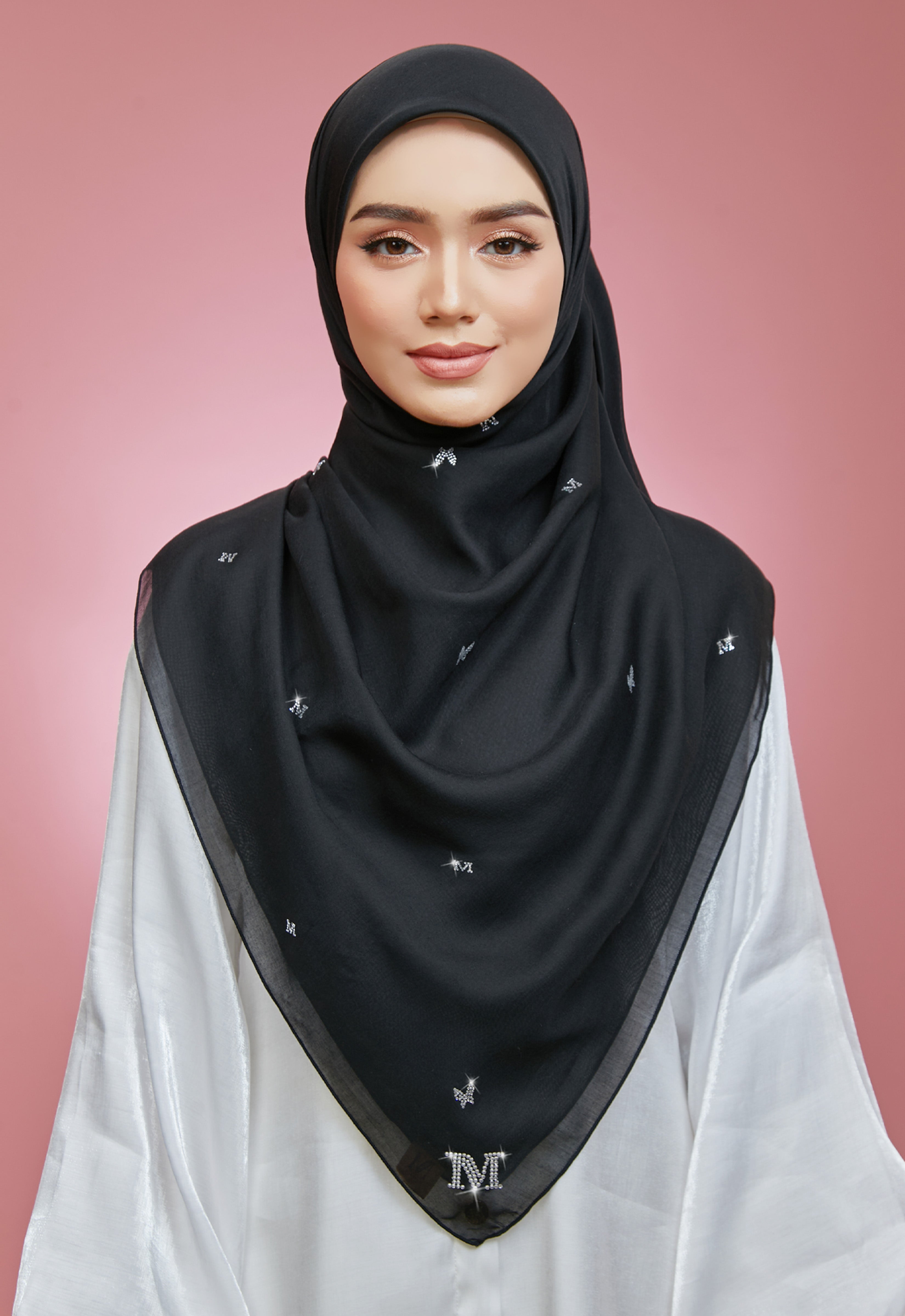 PLAIN BUTTERFLY STONE BAWAL - BLACK