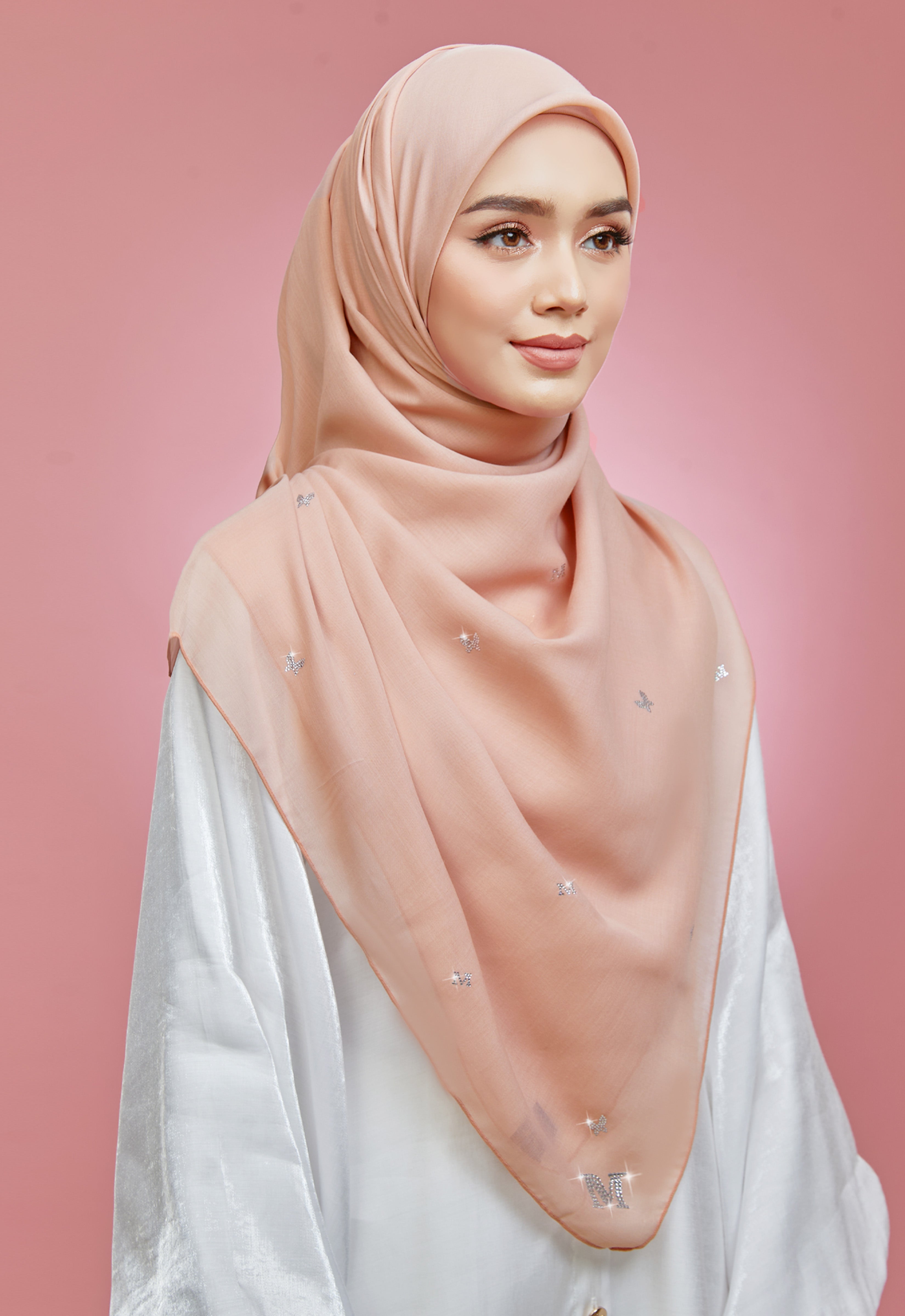 PLAIN BUTTERFLY STONE BAWAL - BLUSH PEACH