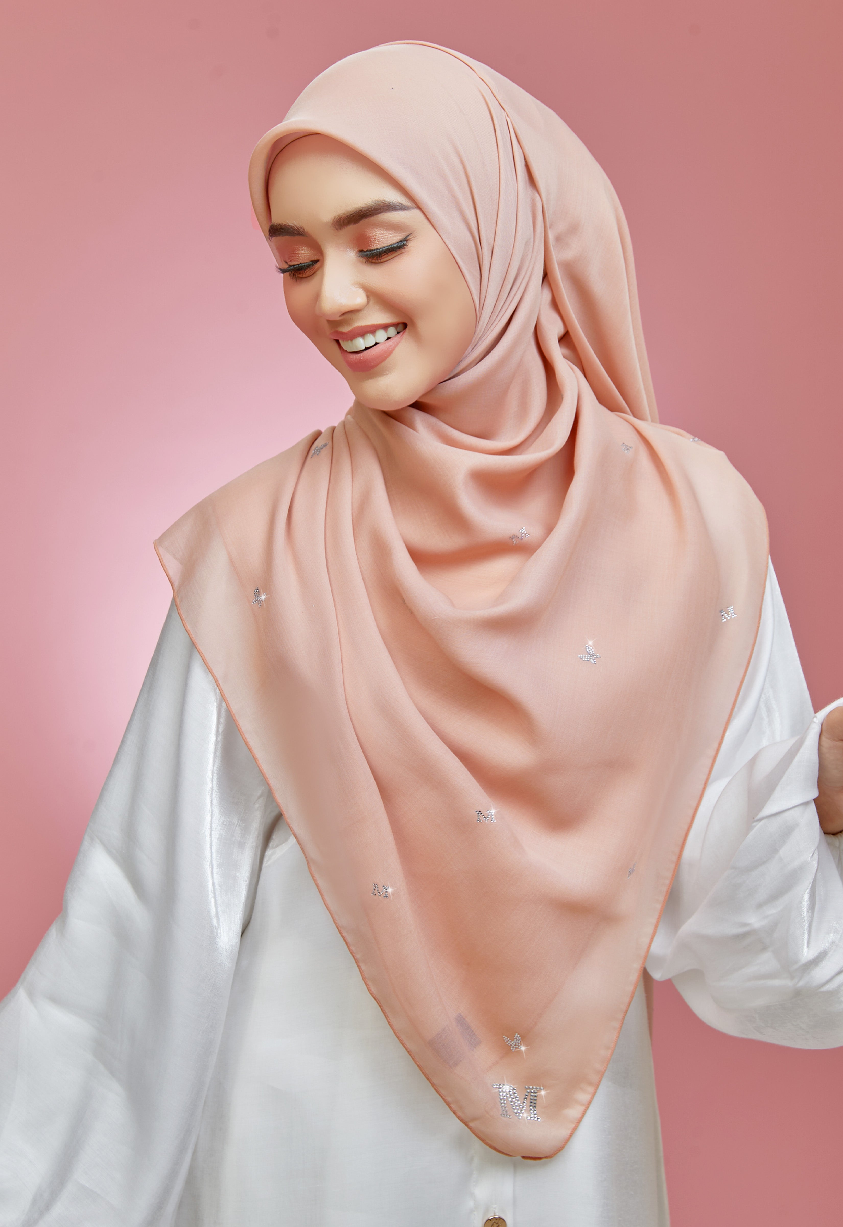 PLAIN BUTTERFLY STONE BAWAL - BLUSH PEACH