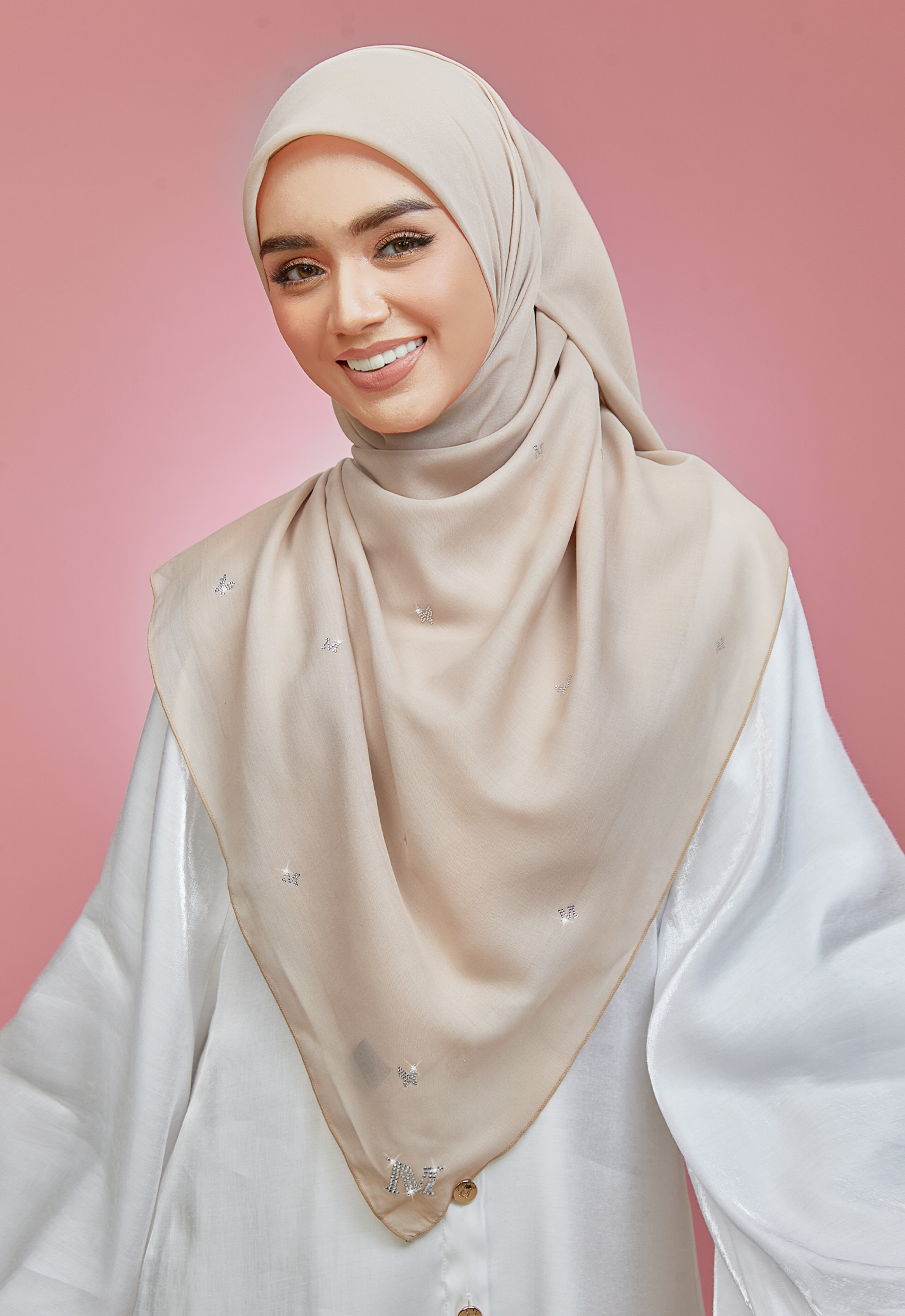 PLAIN BUTTERFLY STONE BAWAL - CHAMPAGNE