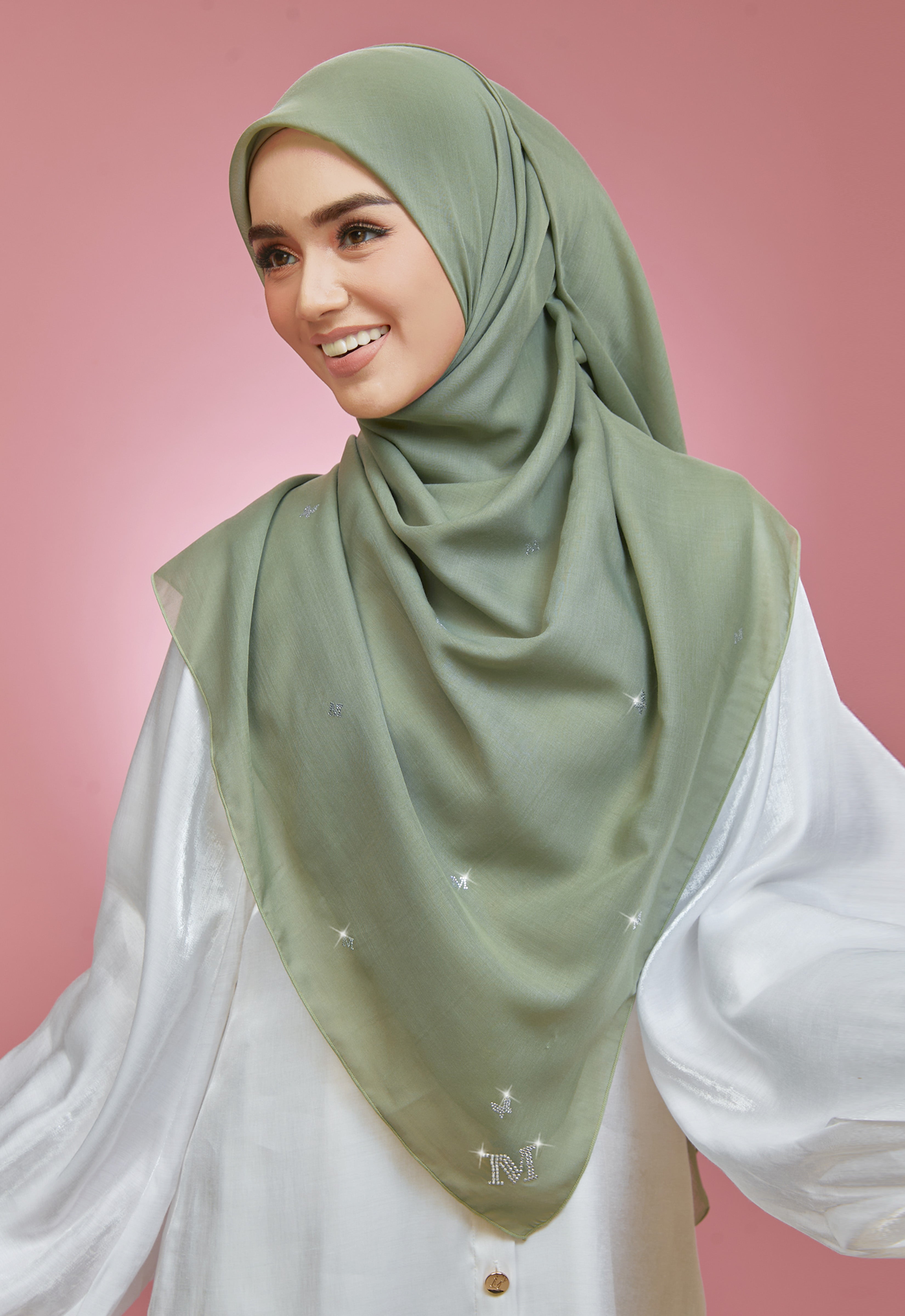 PLAIN BUTTERFLY STONE BAWAL - DUSTY GREEN