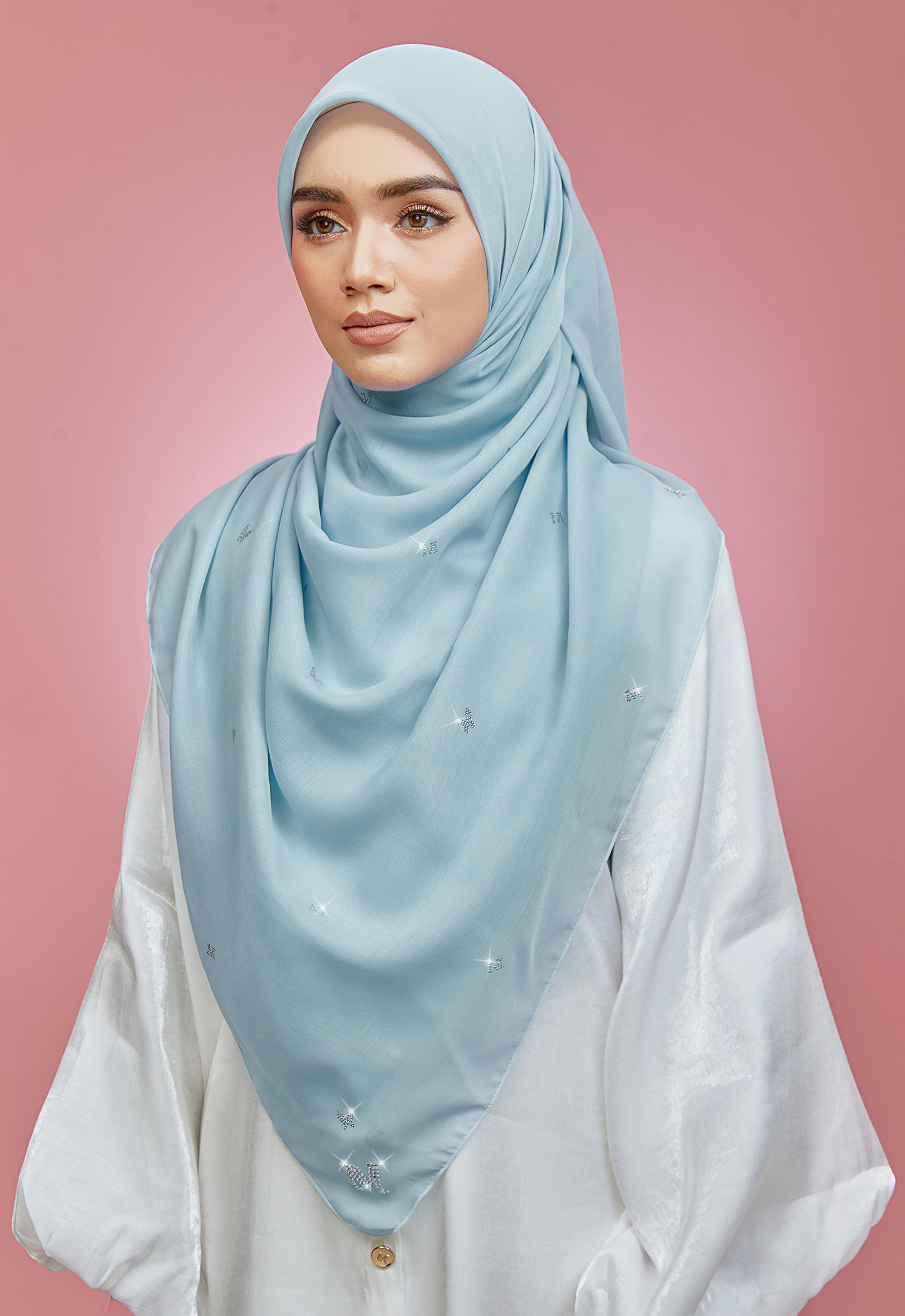 PLAIN BUTTERFLY STONE BAWAL - LIGHT BLUE