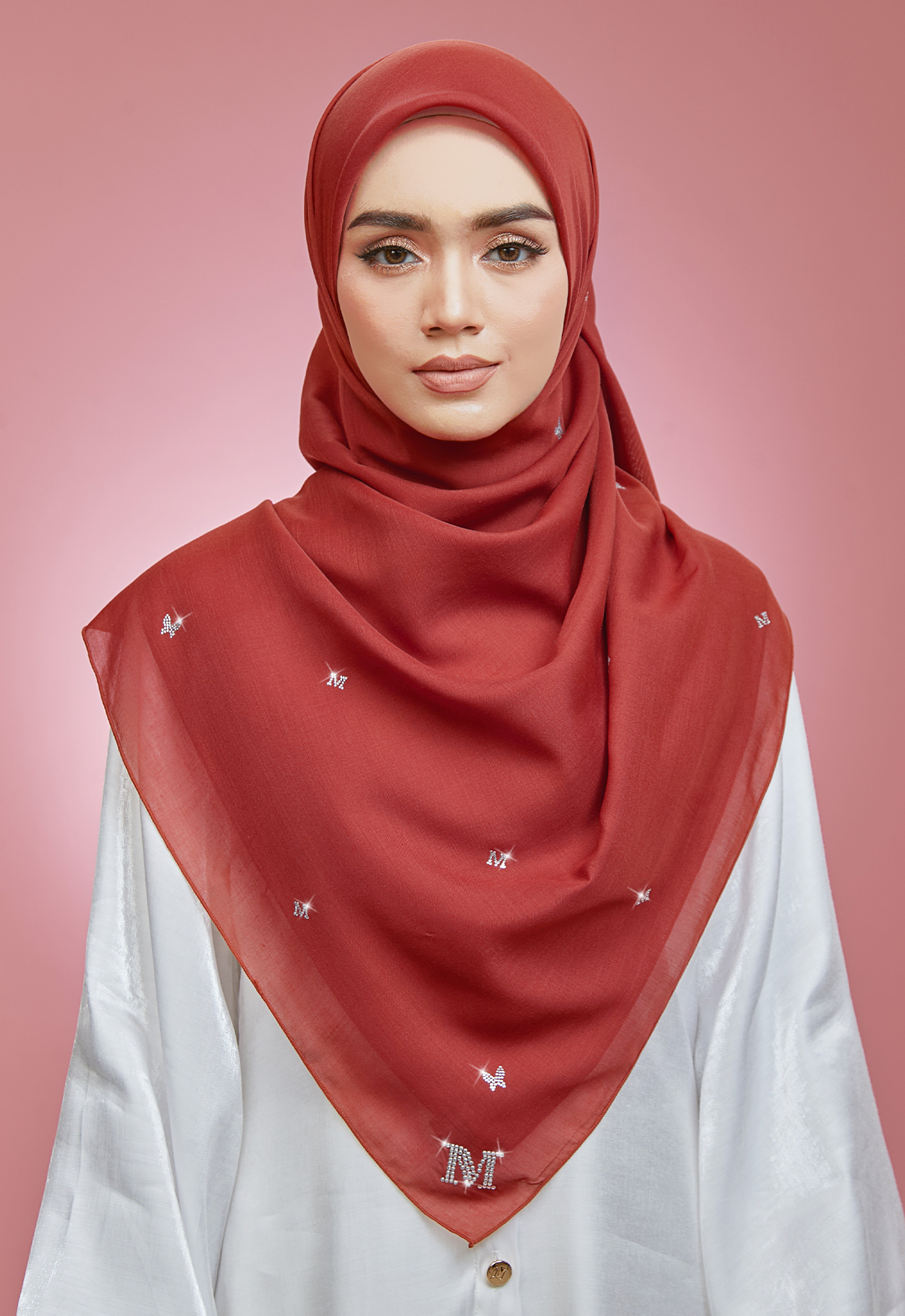 PLAIN BUTTERFLY STONE BAWAL - TOPAZ