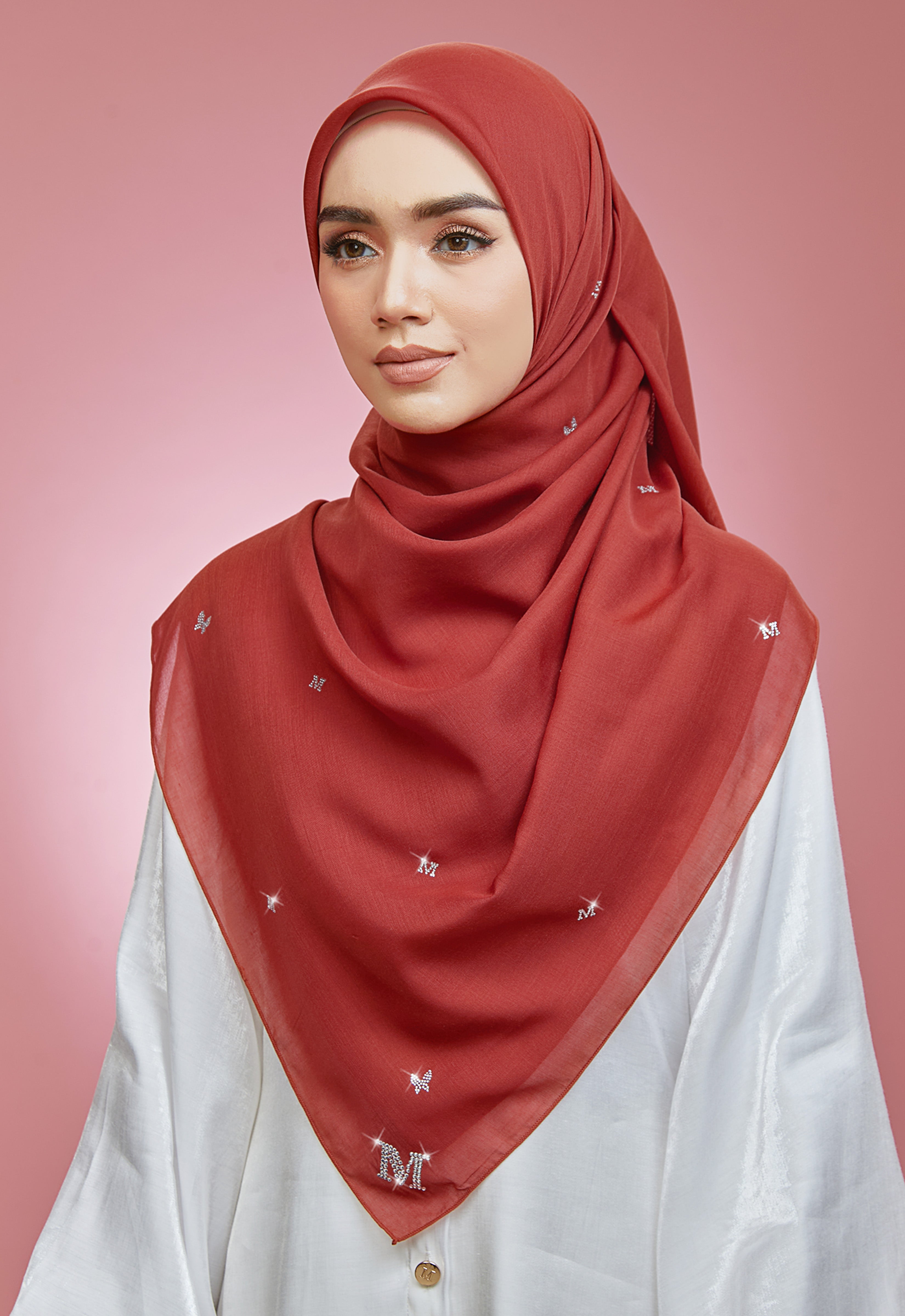 PLAIN BUTTERFLY STONE BAWAL - TOPAZ