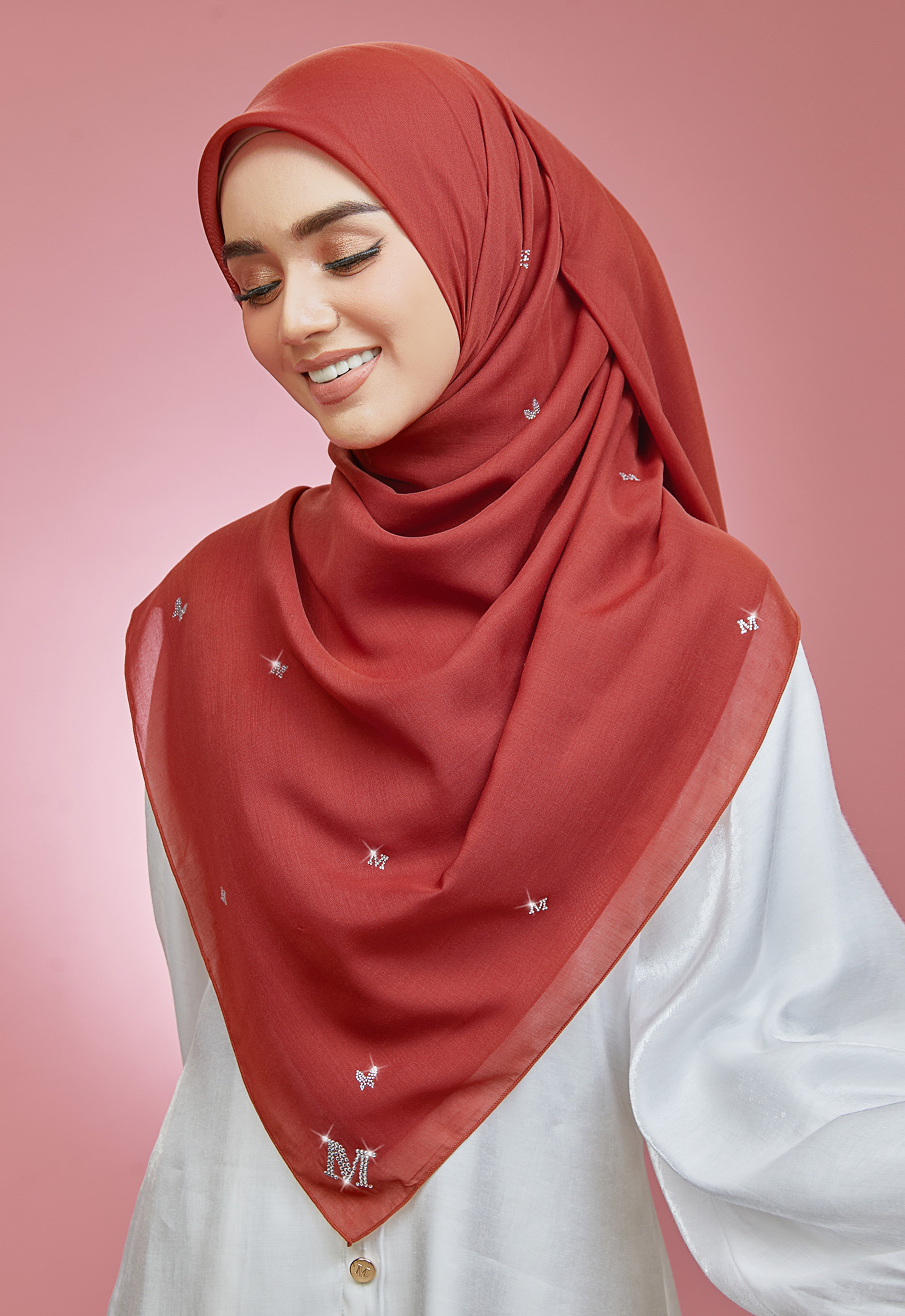 PLAIN BUTTERFLY STONE BAWAL - TOPAZ