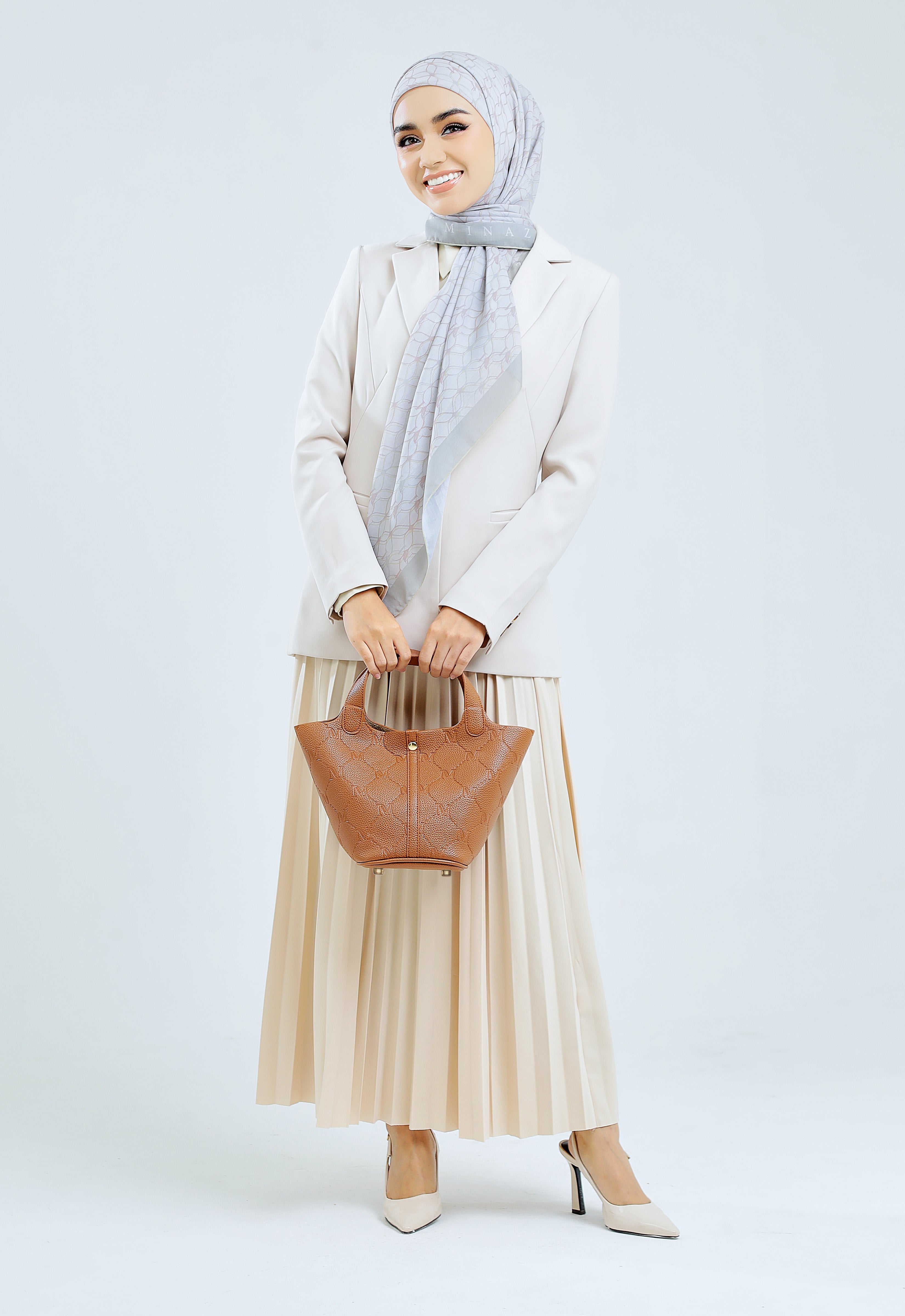 NOARA BUCKET BAG - RED BRICK