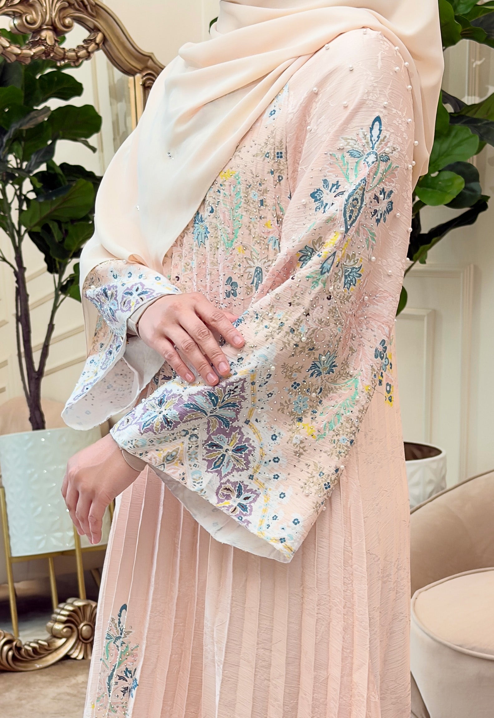 CAMILA JALABIYA PLEATED PRINTED - PEACHY