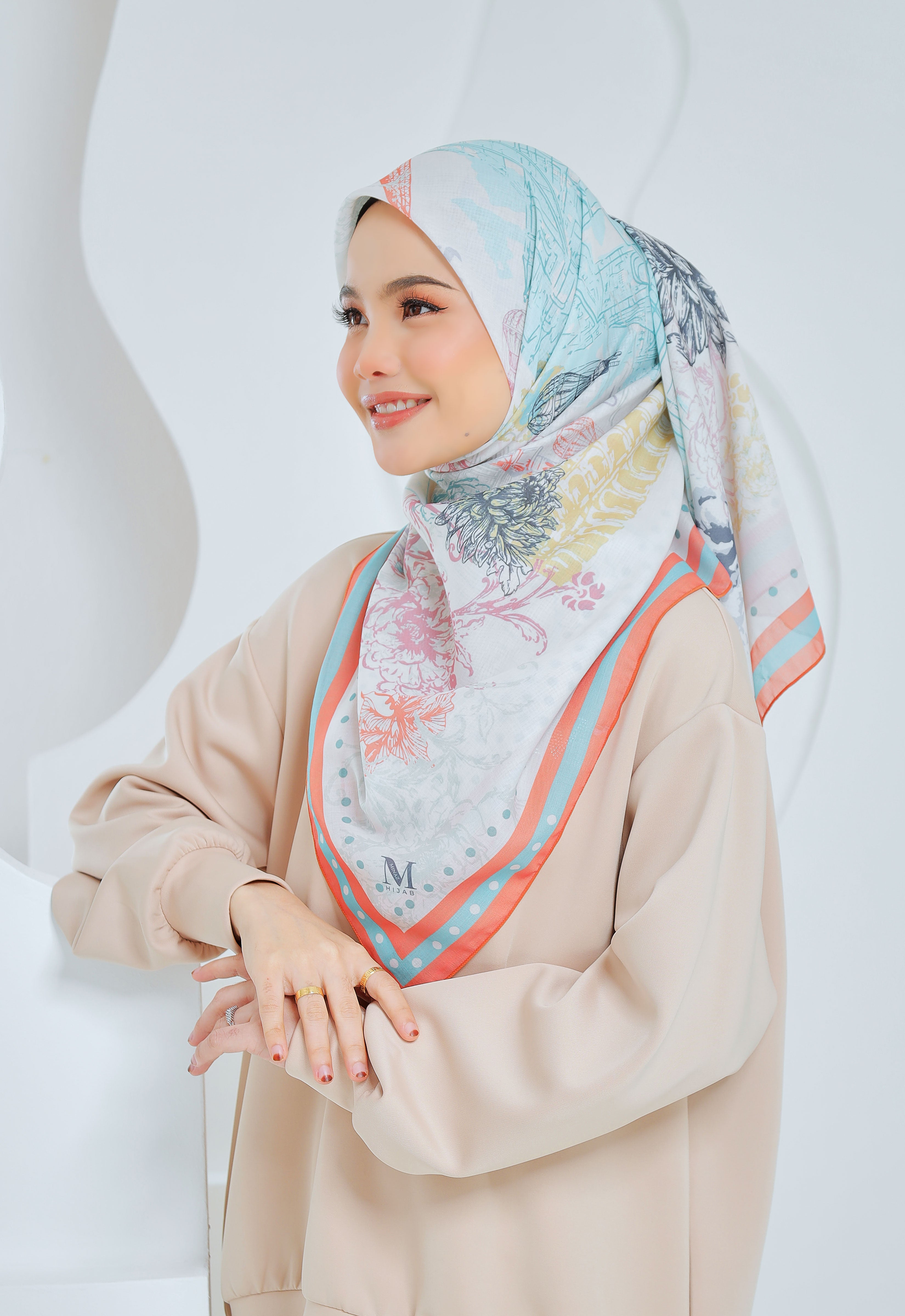 EUROPE BAWAL - AMBER