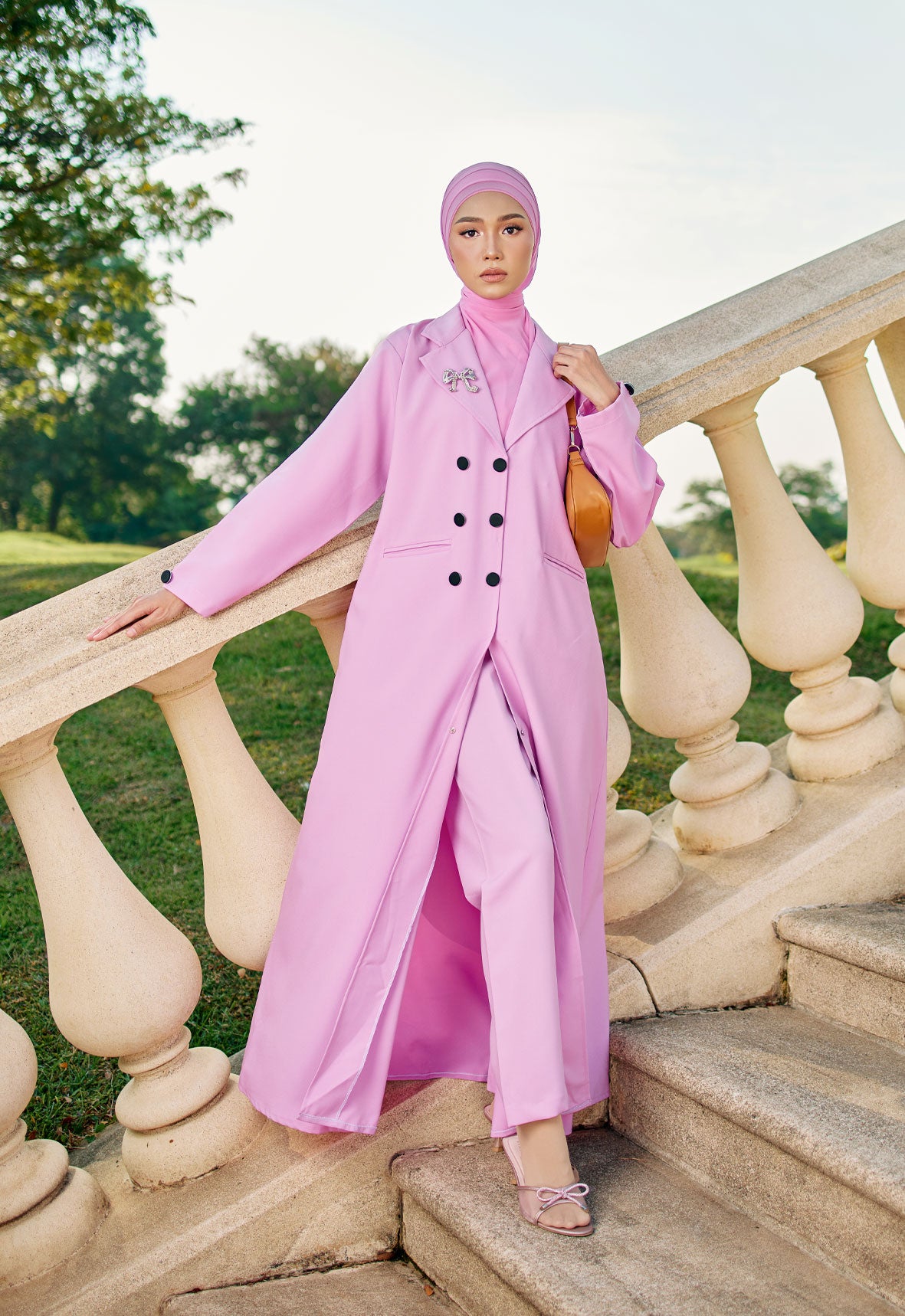 HADYAA CLASSIC ABAYA - PINK