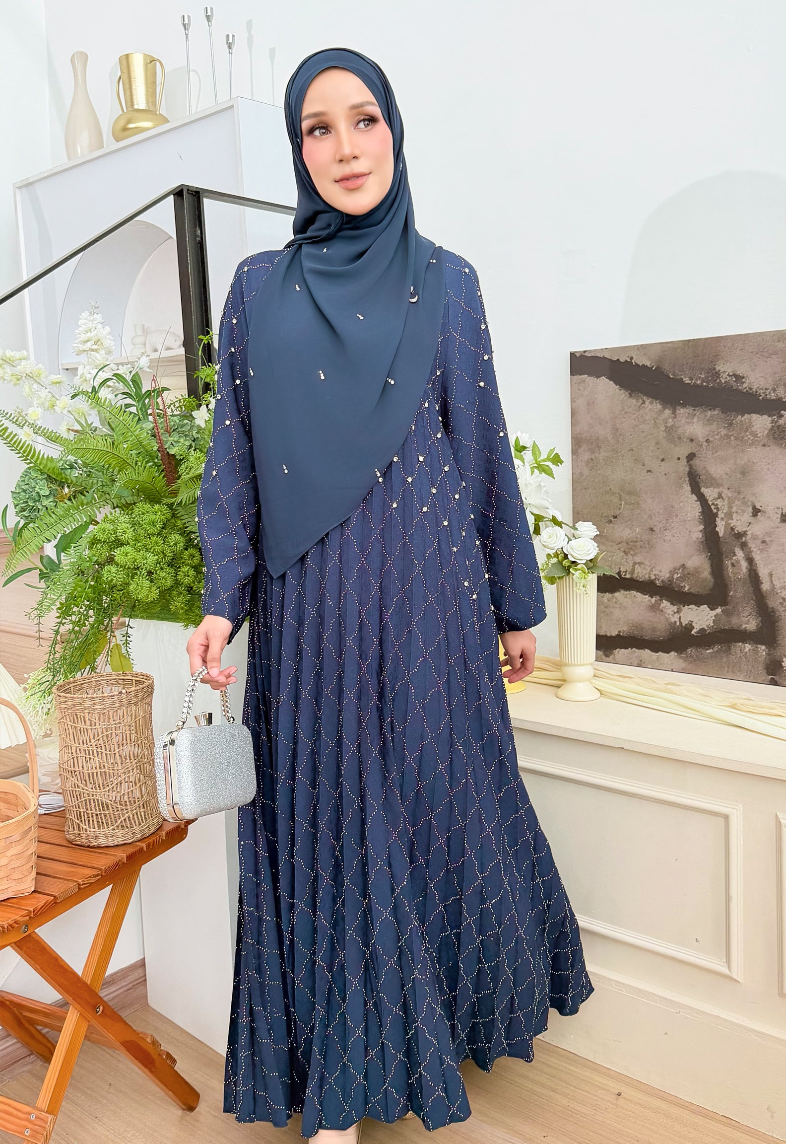 ALEEYA JALABIYA PLEATED PLAIN - BLUE