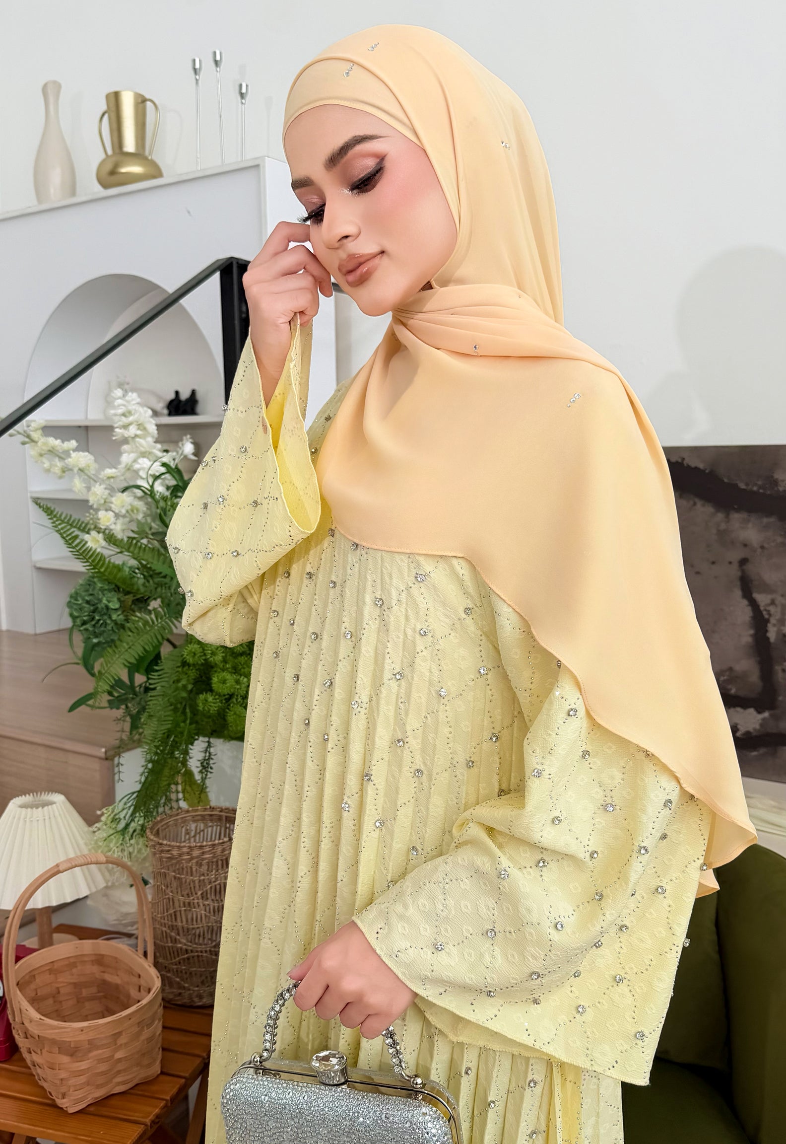 ALEEYA JALABIYA PLEATED PLAIN - YELLOW
