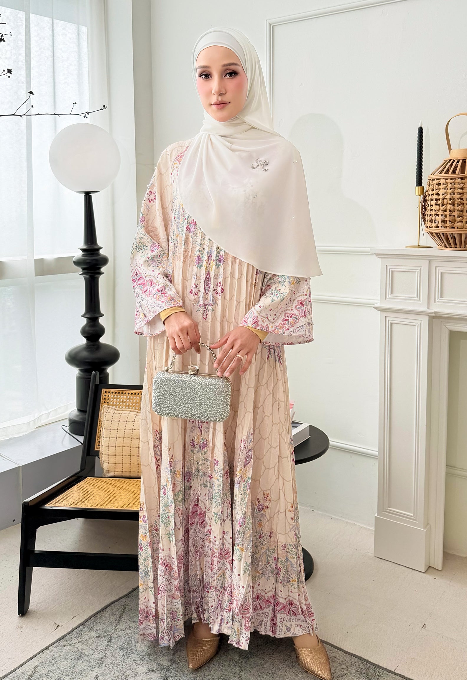 DANEEN JALABIYA PLEATED PRINTED - BEIGE