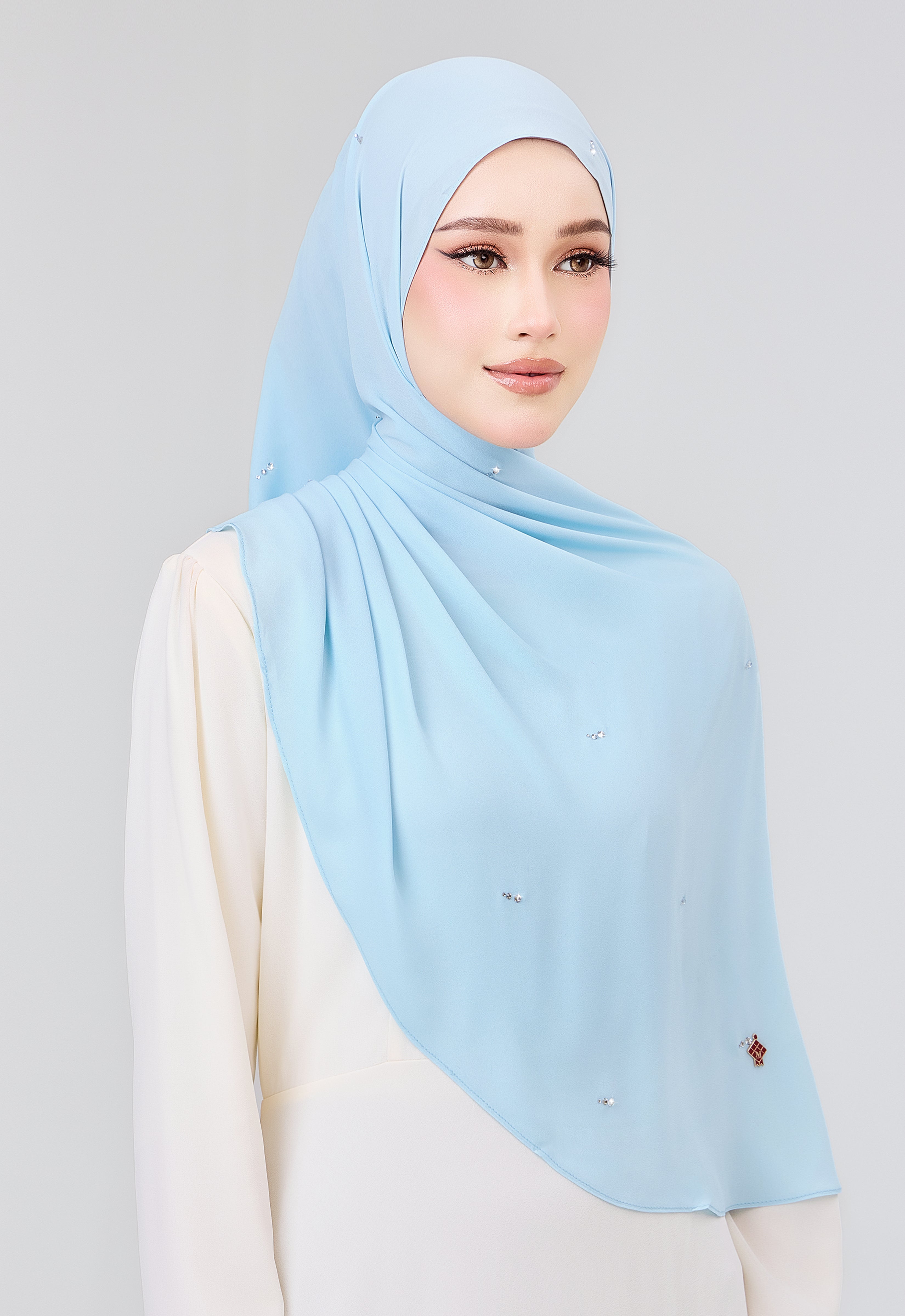 MINAZ HIJAB | SETULUS RAYA PLAIN STONE SHAWL - LIGHT BLUE