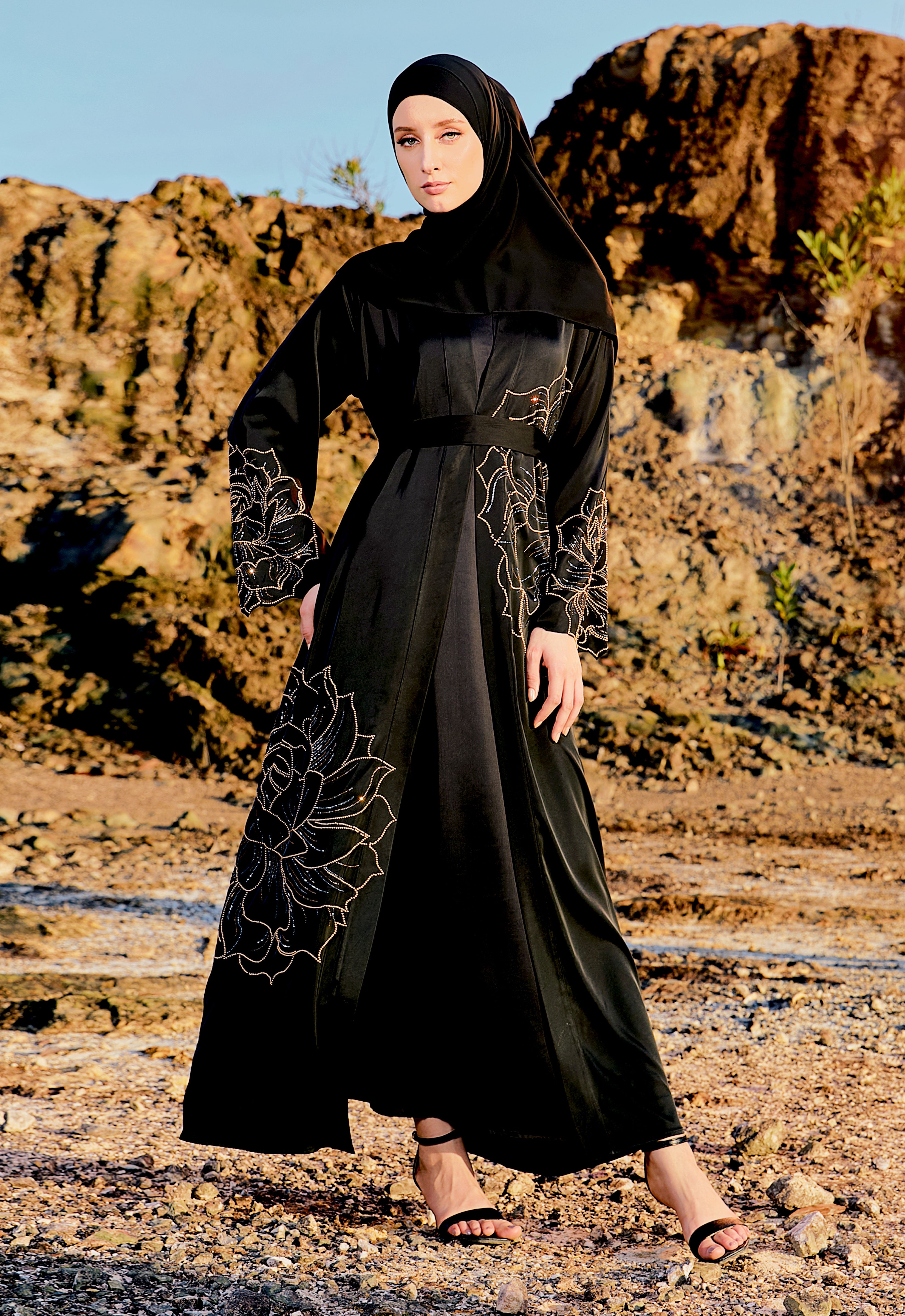 Aafrozah Black Abaya buy Zimal Fashion