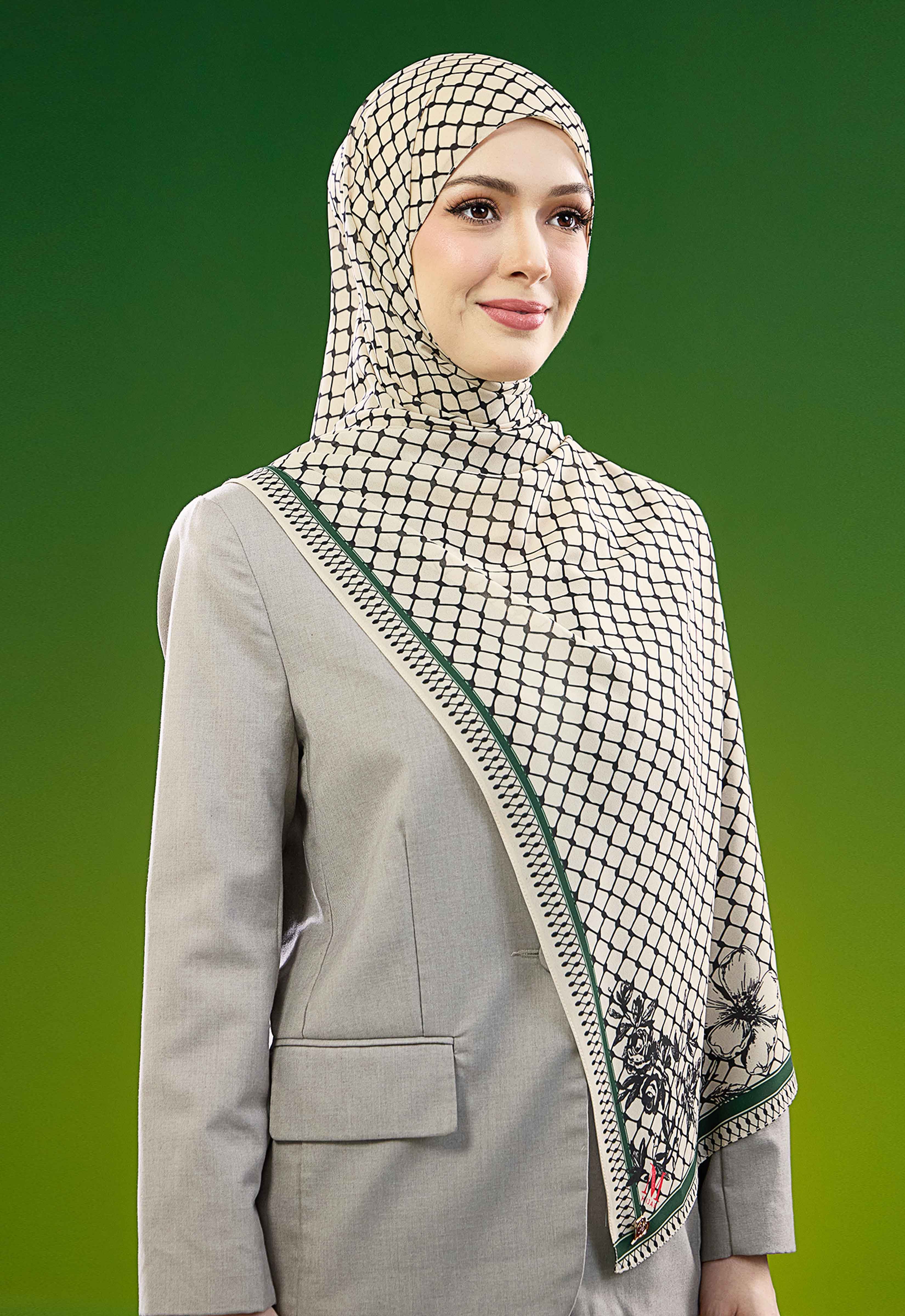 FREE PALESTINE SHAWL - KUFIYA CHAMPAGNE