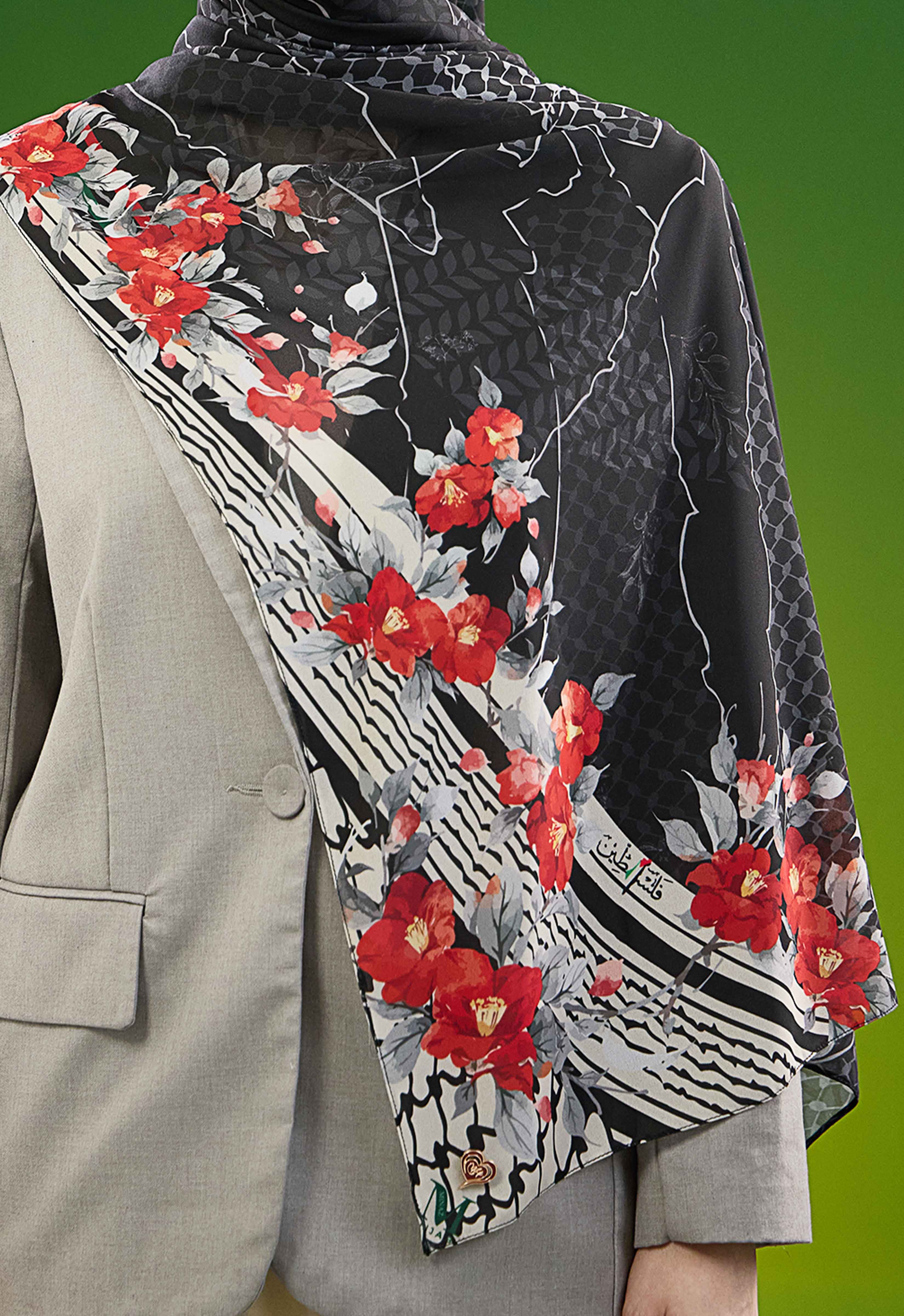 FREE PALESTINE SHAWL - PALESTINE BLOOM BLACK
