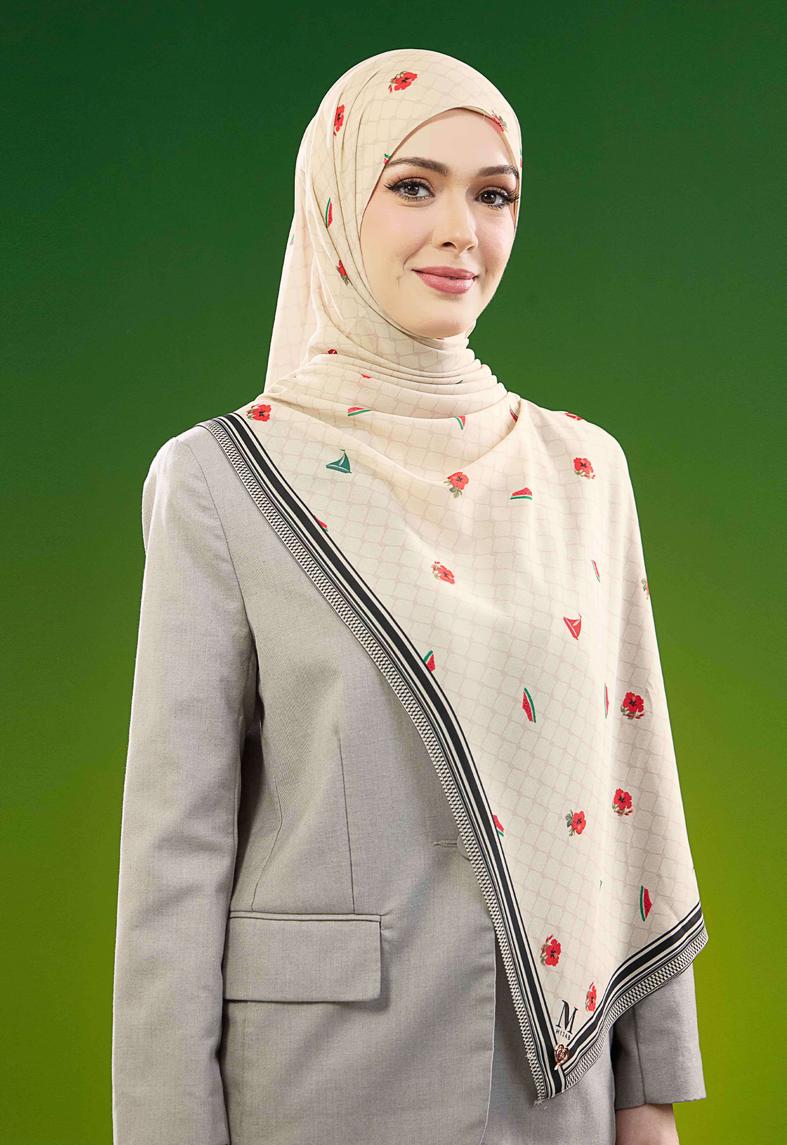 FREE PALESTINE SHAWL - SUMUD CHAMPAGNE