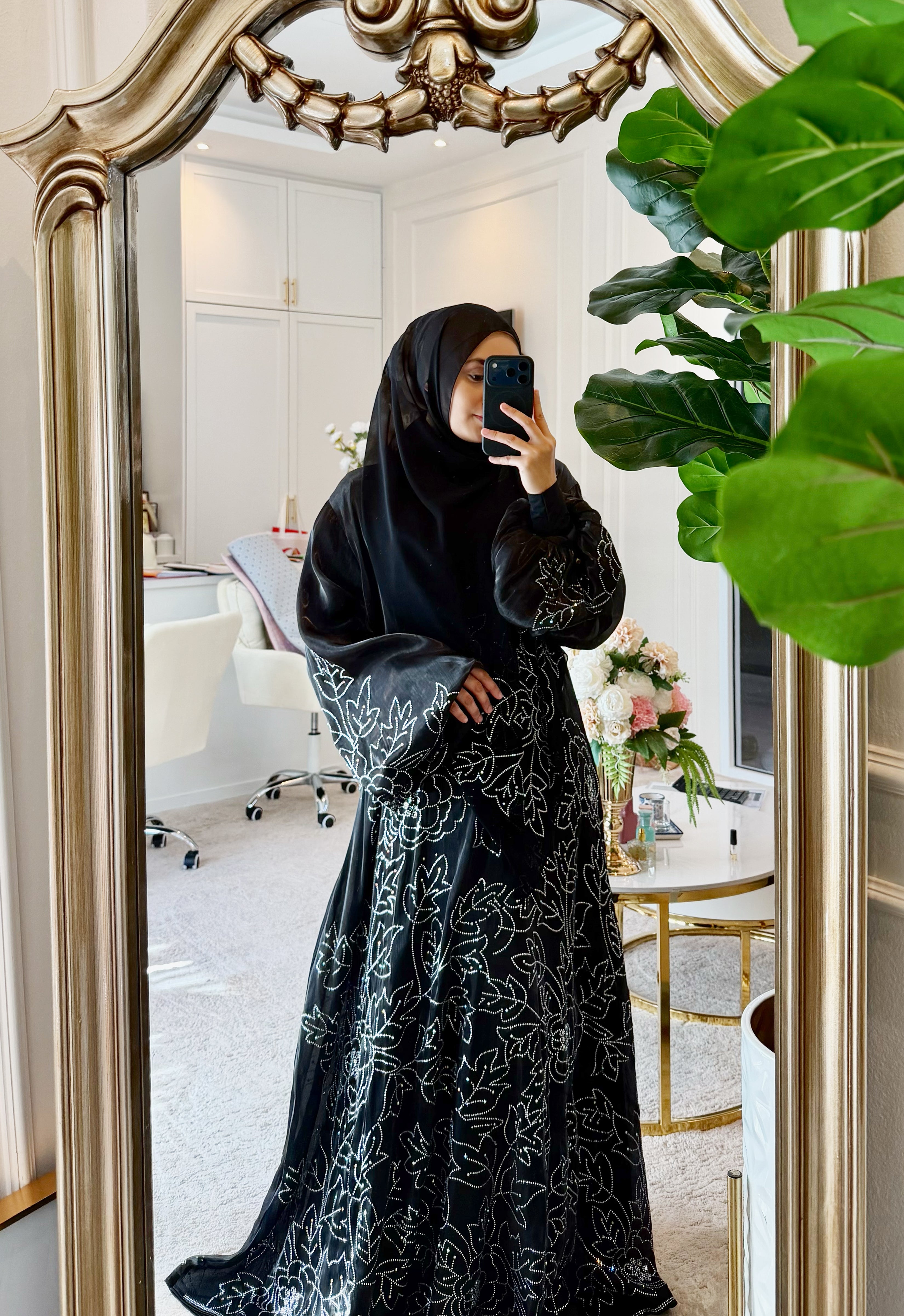 WARDAH LUXE ABAYA - BLACK SILVER