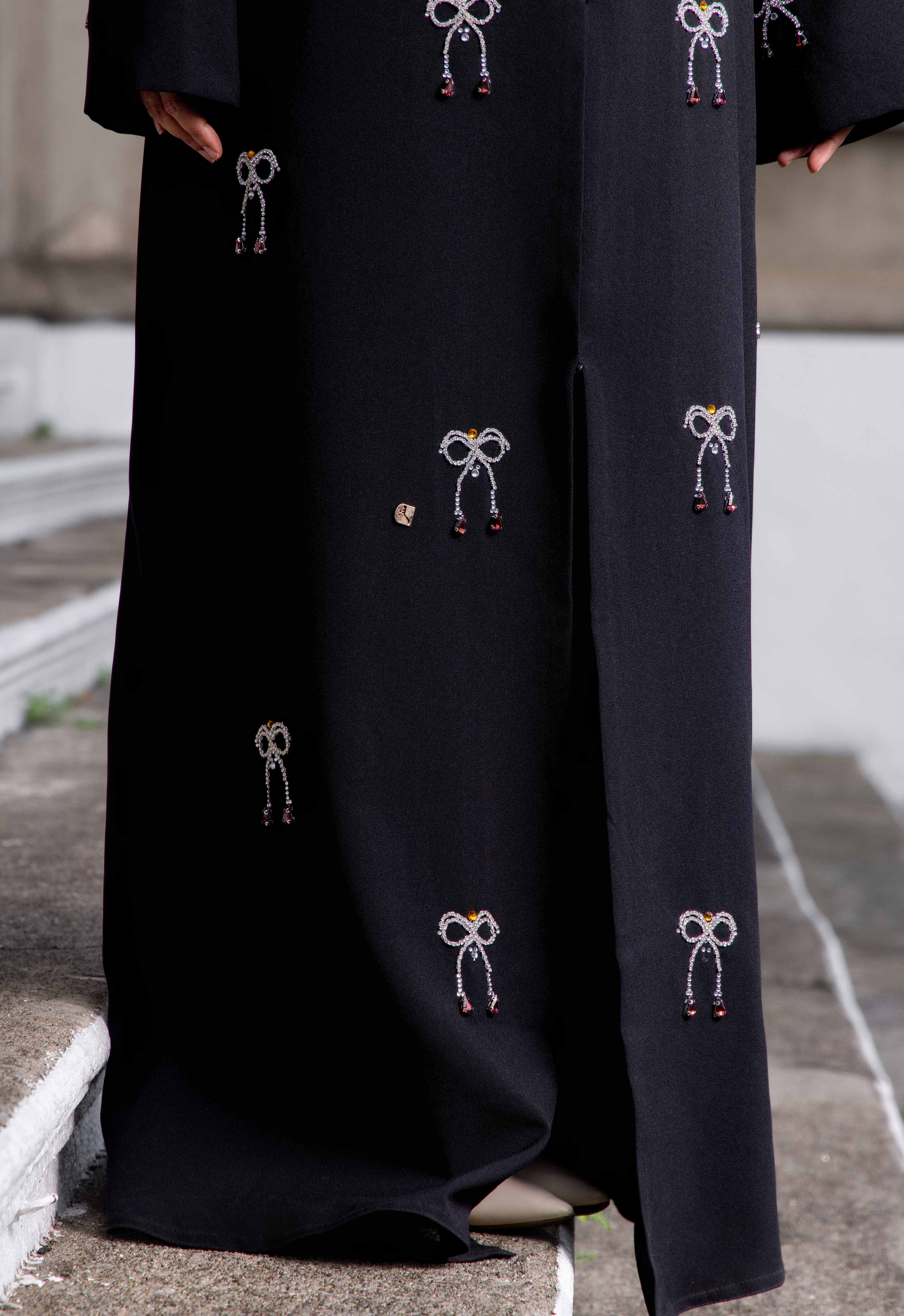 WAFA LUXE RIBBON ABAYA 2.0 - BLACK