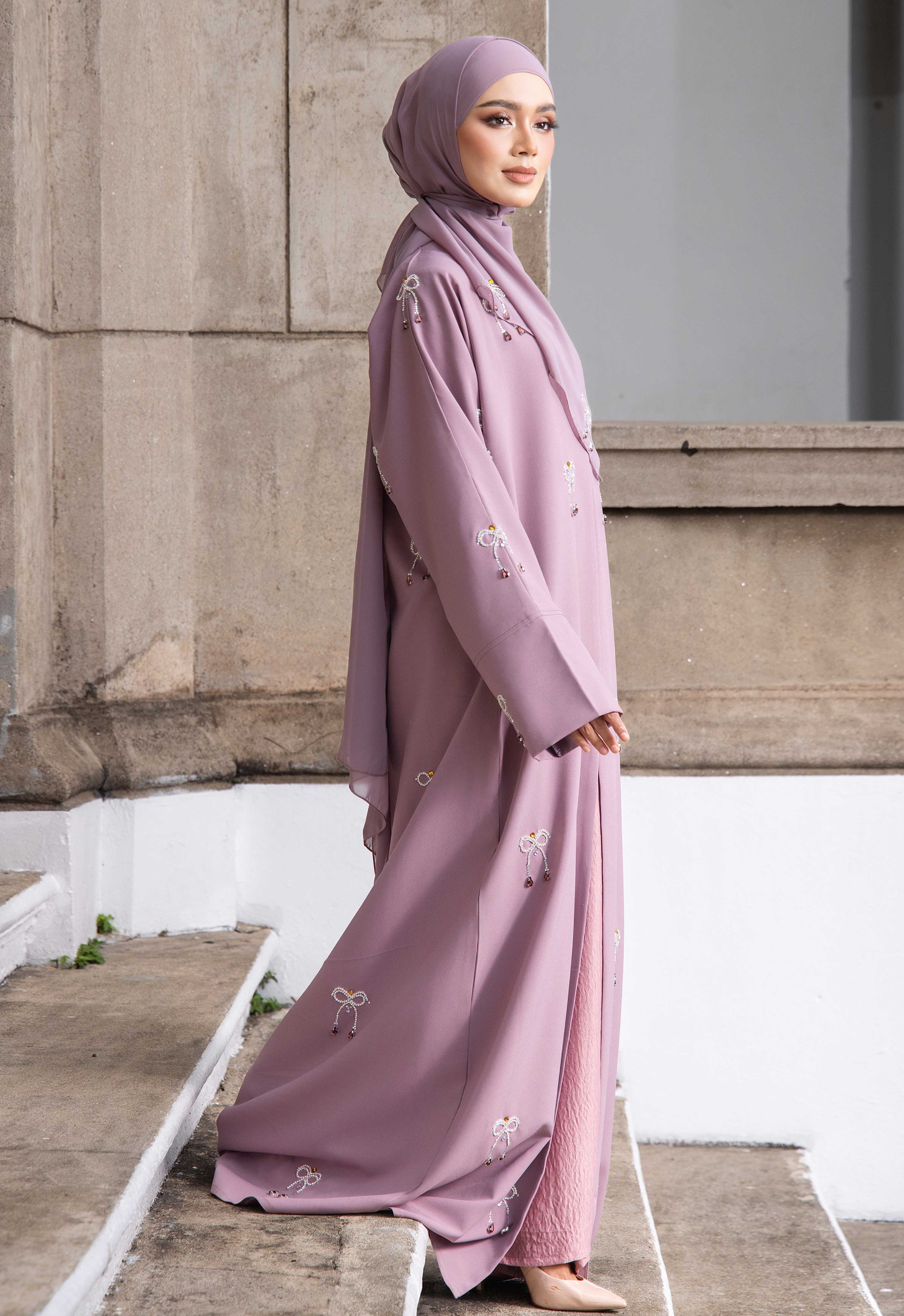WAFA LUXE RIBBON ABAYA 2.0 - DUSTY PURPLE