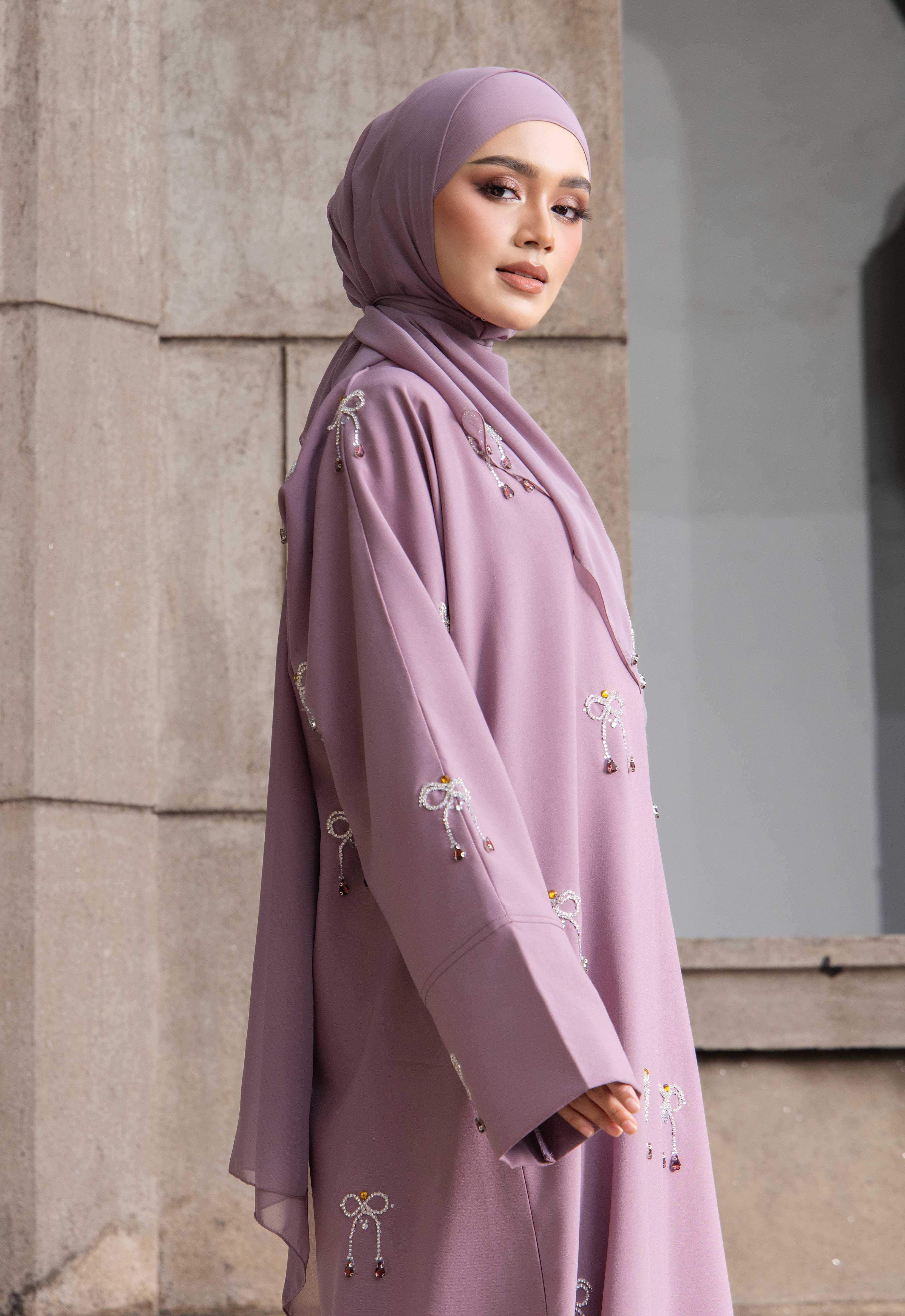 WAFA LUXE RIBBON ABAYA 2.0 - DUSTY PURPLE