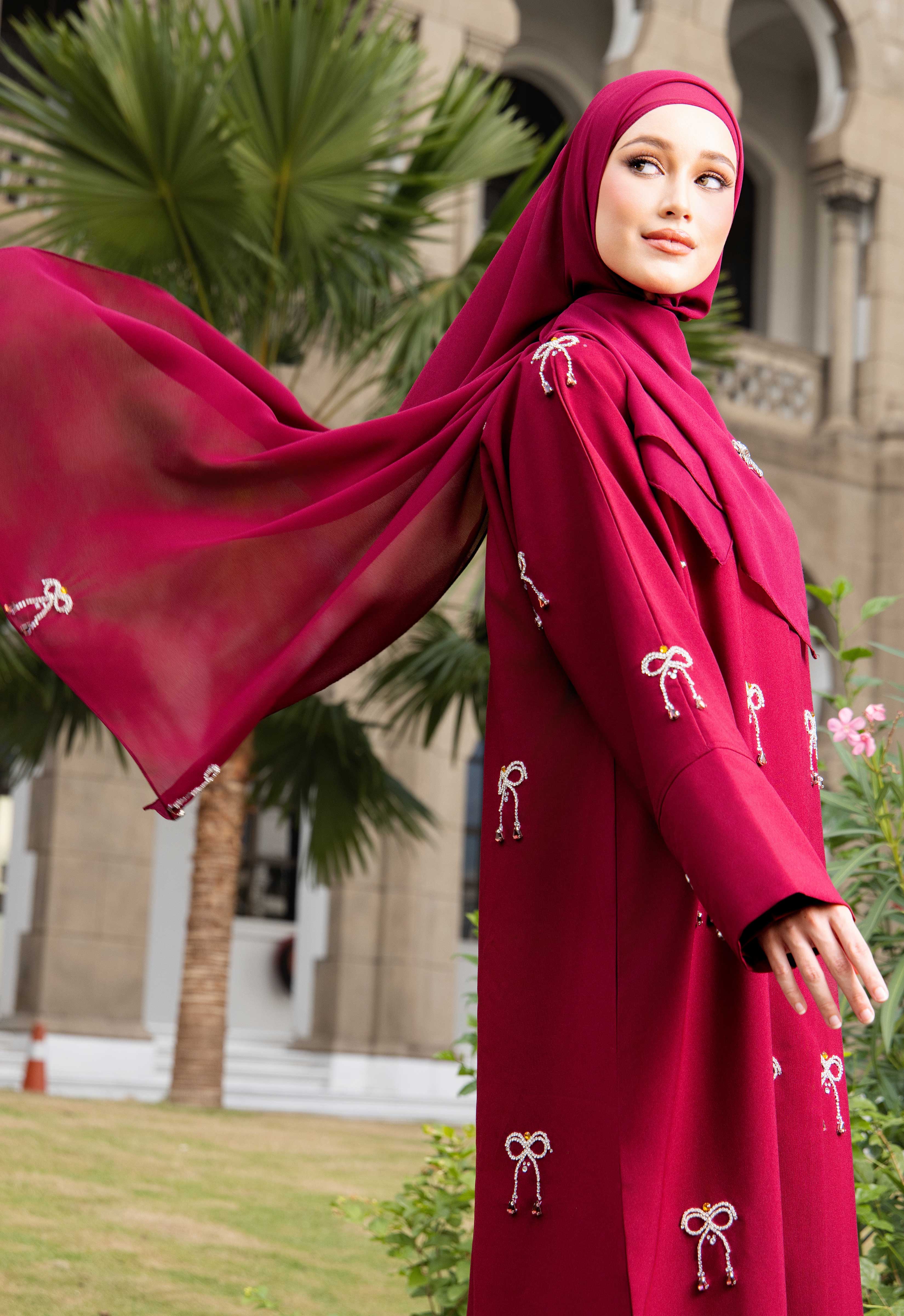 WAFA LUXE RIBBON ABAYA 2.0 - MAROON