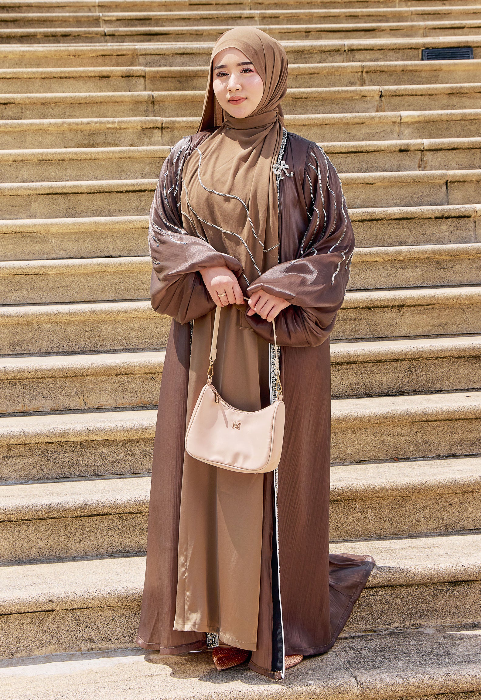ZAHRAA LUXE ABAYA - BROWN GREENISH