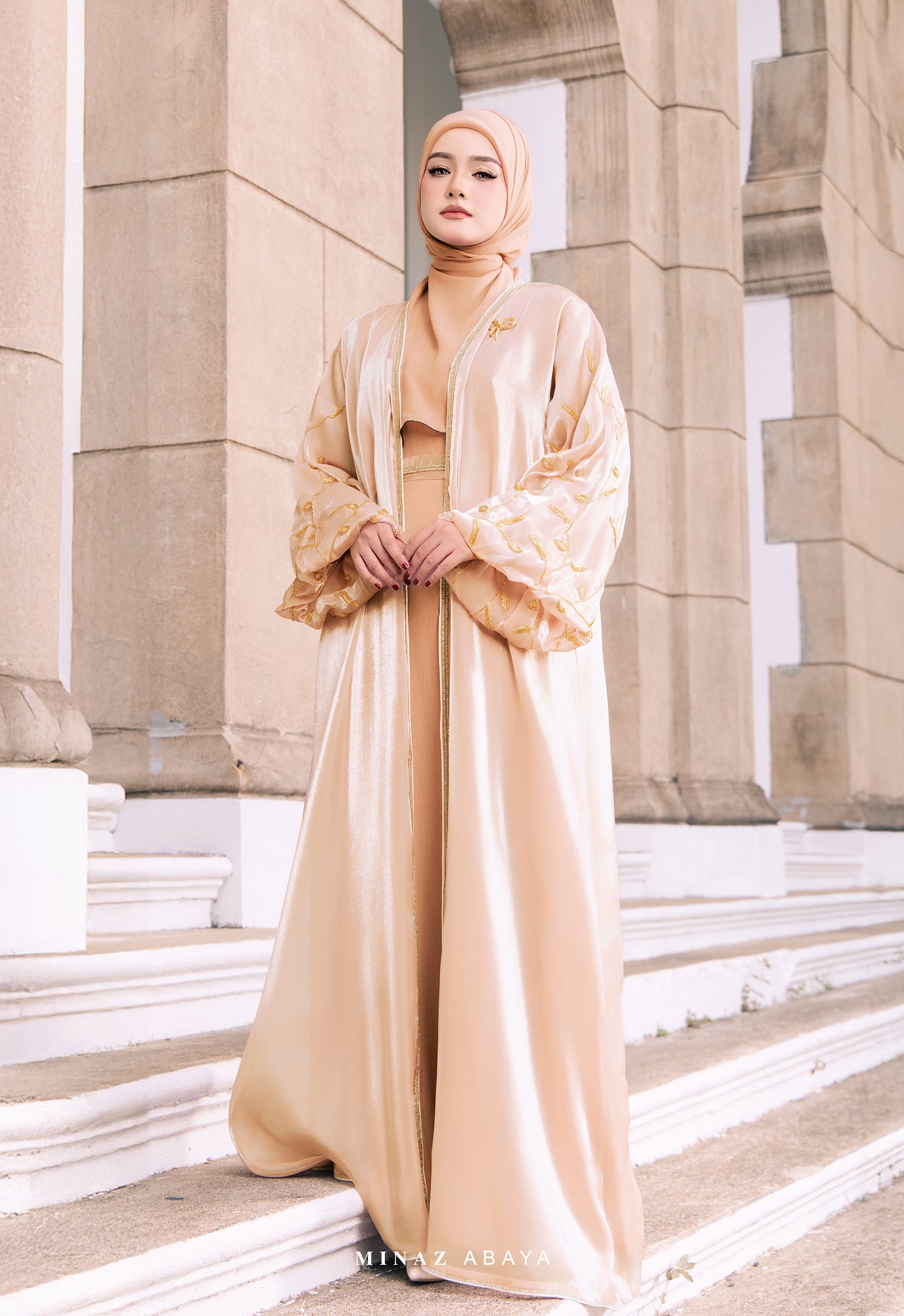 AALIYAH LUXE ABAYA - CHAMPAGNE