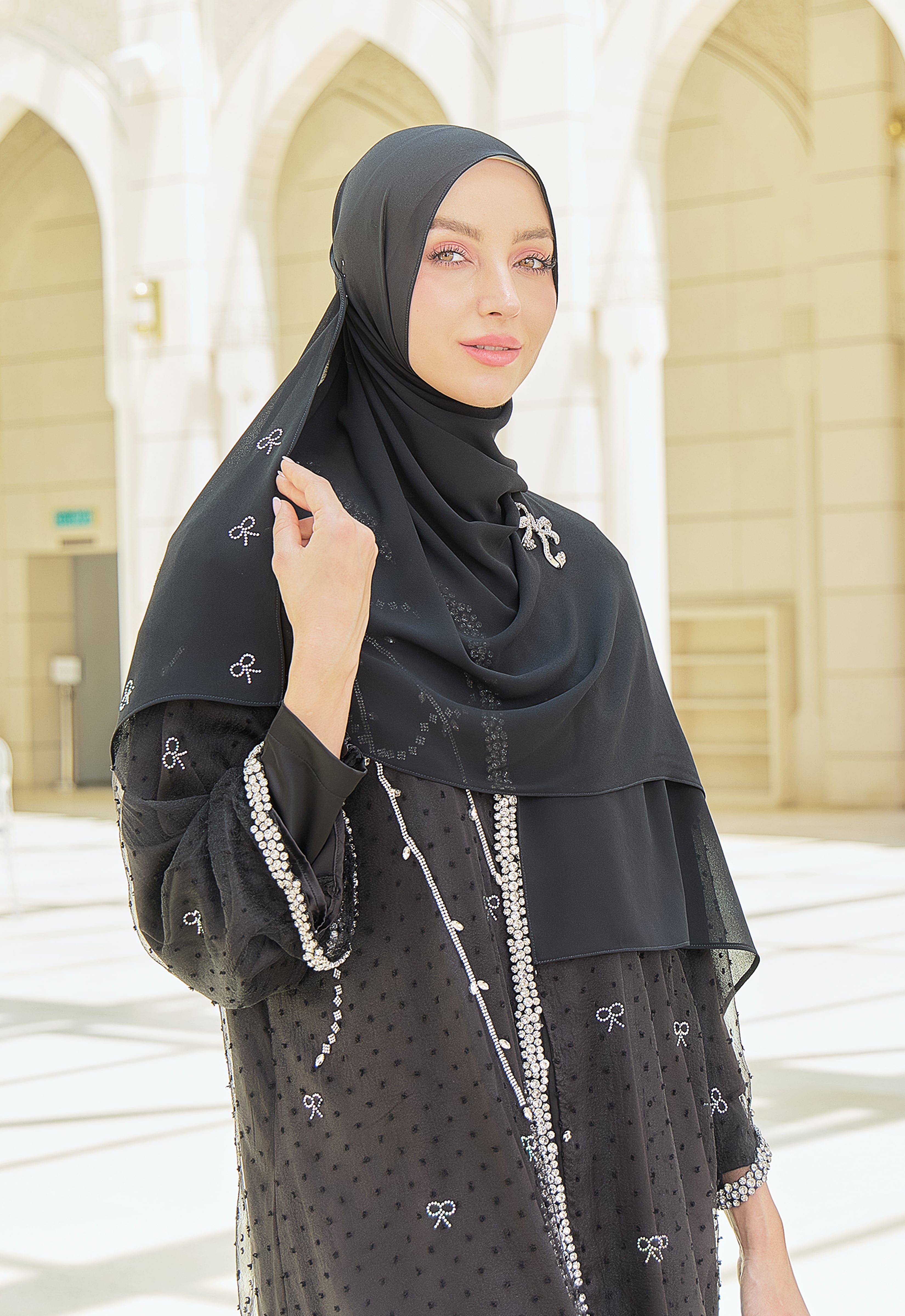 HILYA PREMIUM ABAYA - BLACK